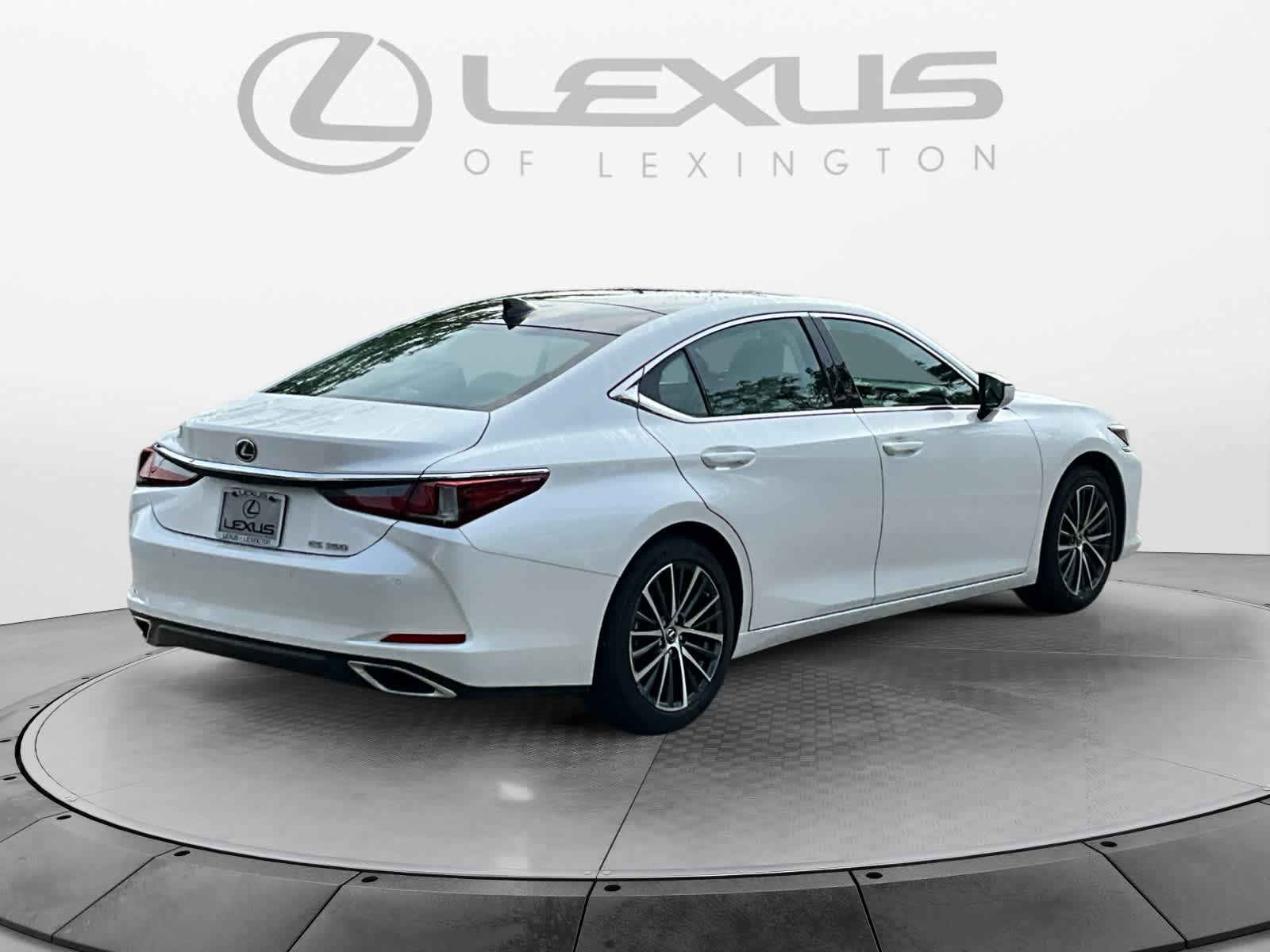 2024 Lexus ES  5
