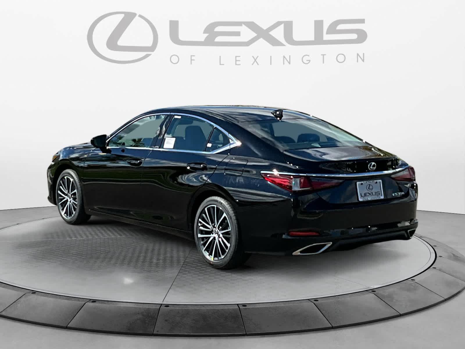 2025 Lexus ES  3