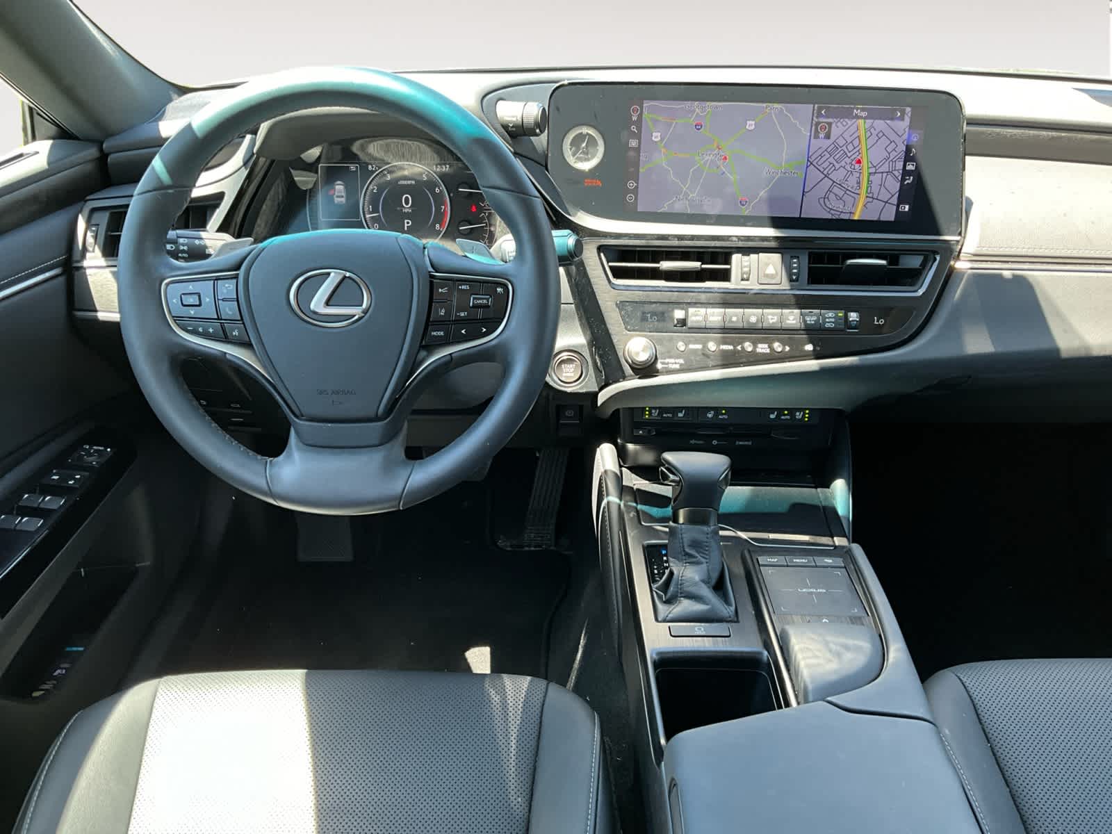 2022 Lexus ES  10