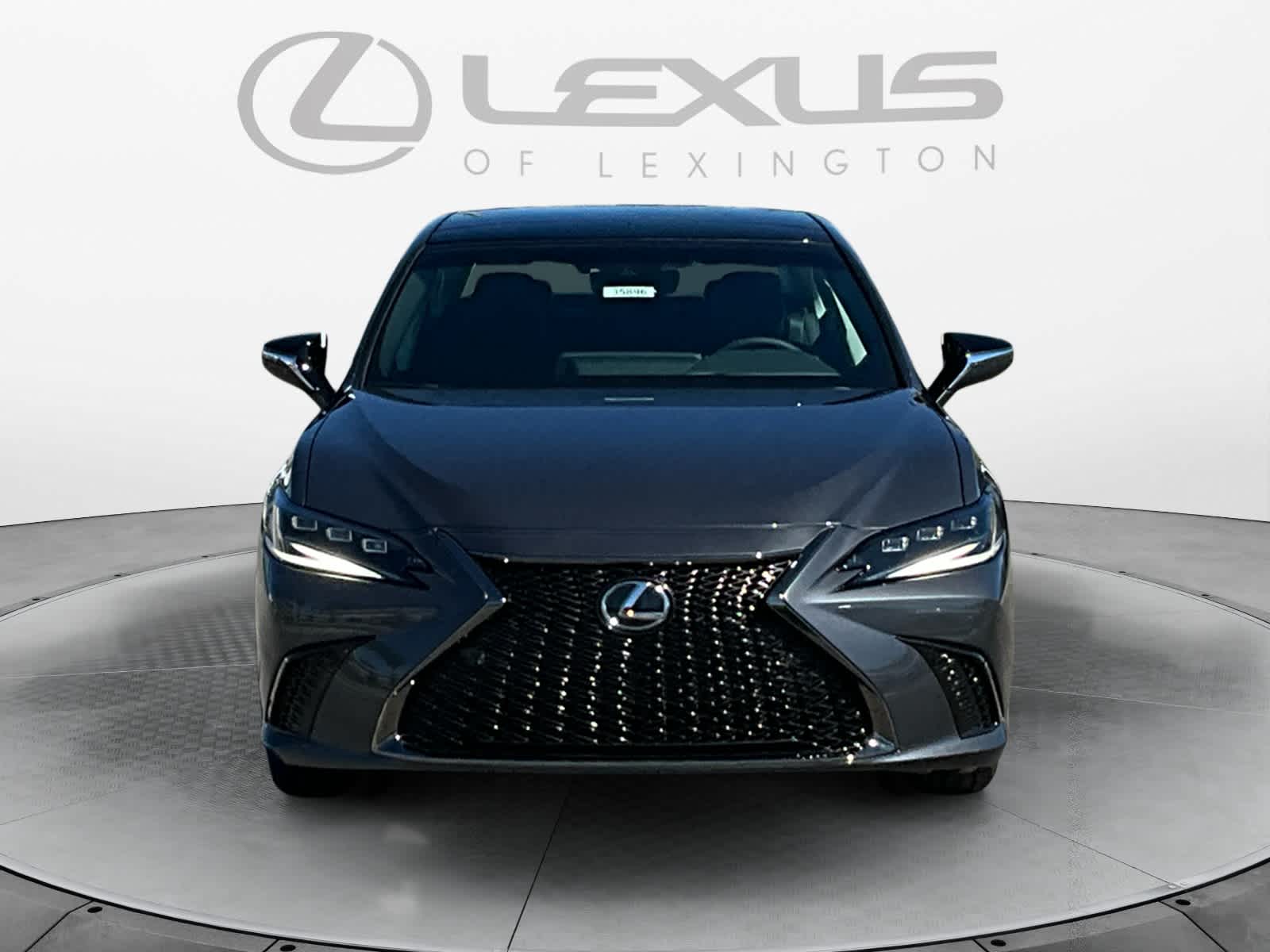 2025 Lexus ES  8