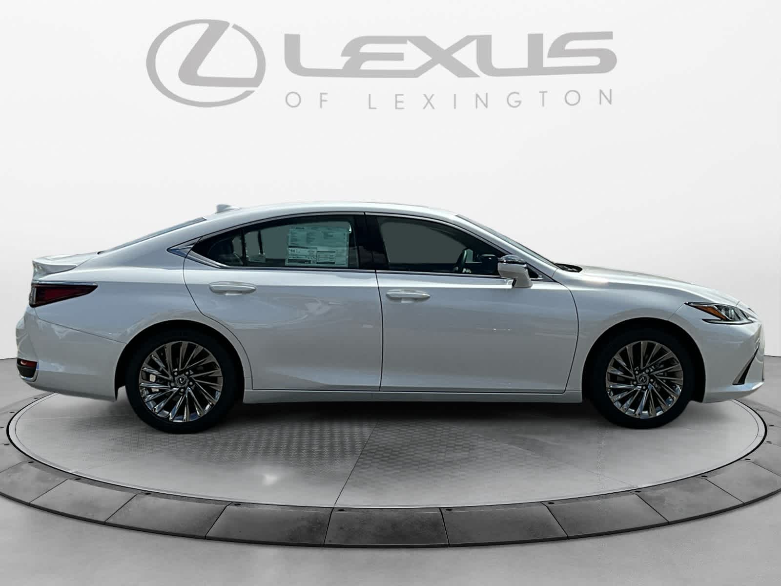 2024 Lexus ES Luxury 6