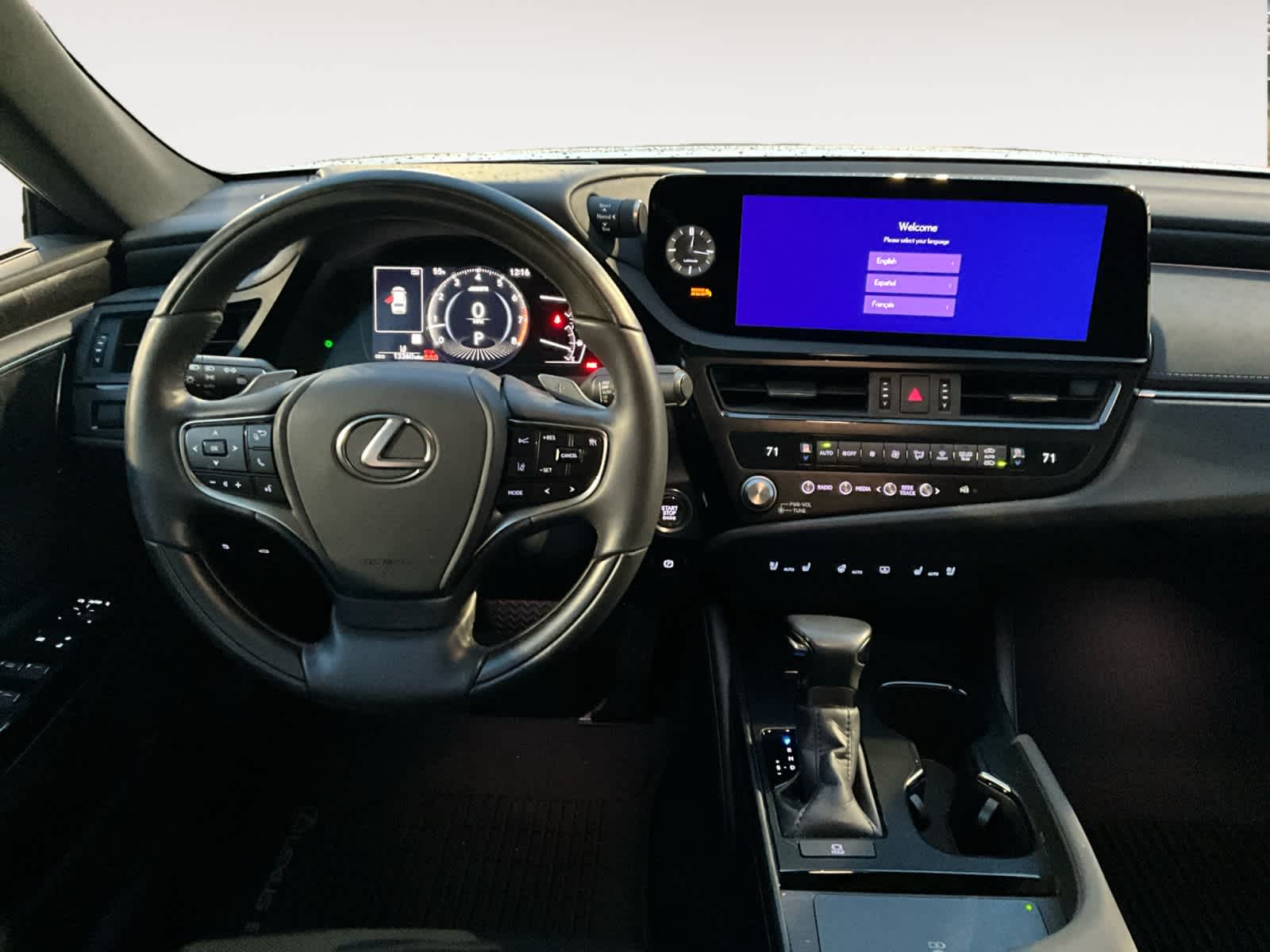 2024 Lexus ES Luxury 10