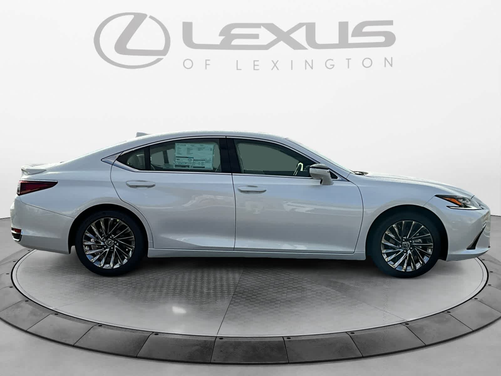 2025 Lexus ES Ultra Luxury 6