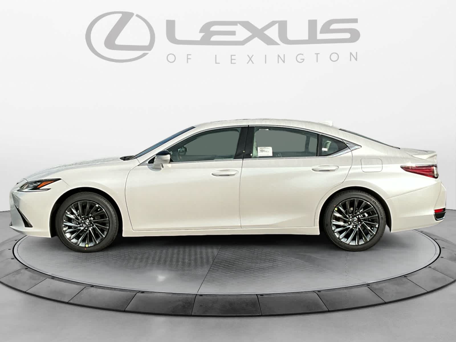 2025 Lexus ES Ultra Luxury 2