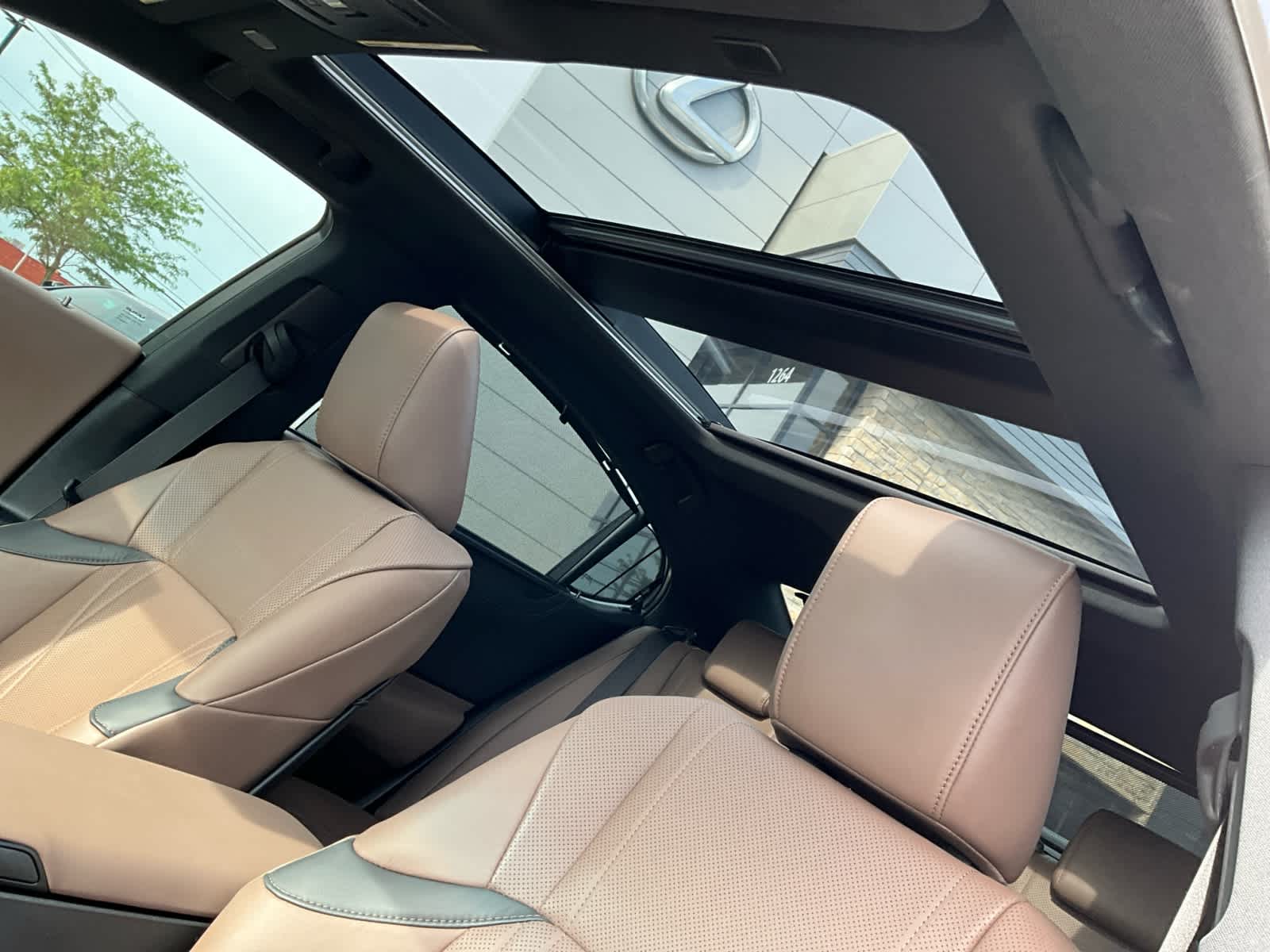 2023 Lexus ES Ultra Luxury 25