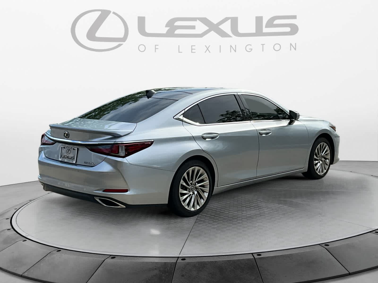 2023 Lexus ES Ultra Luxury 5