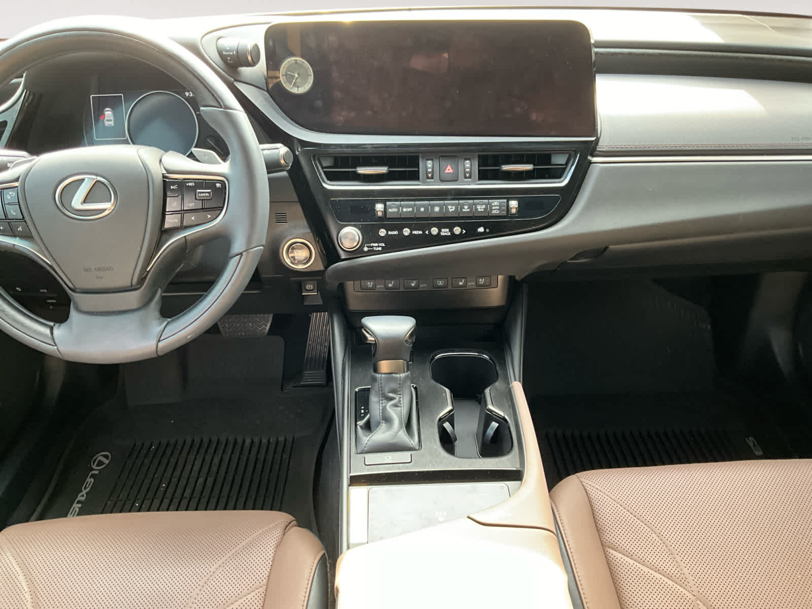 2023 Lexus ES Ultra Luxury 11
