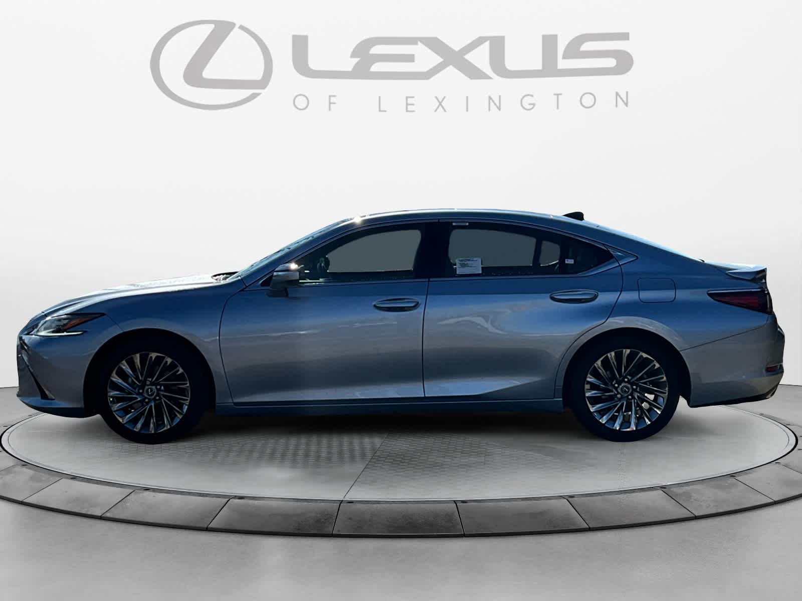 2024 Lexus ES Ultra Luxury 2