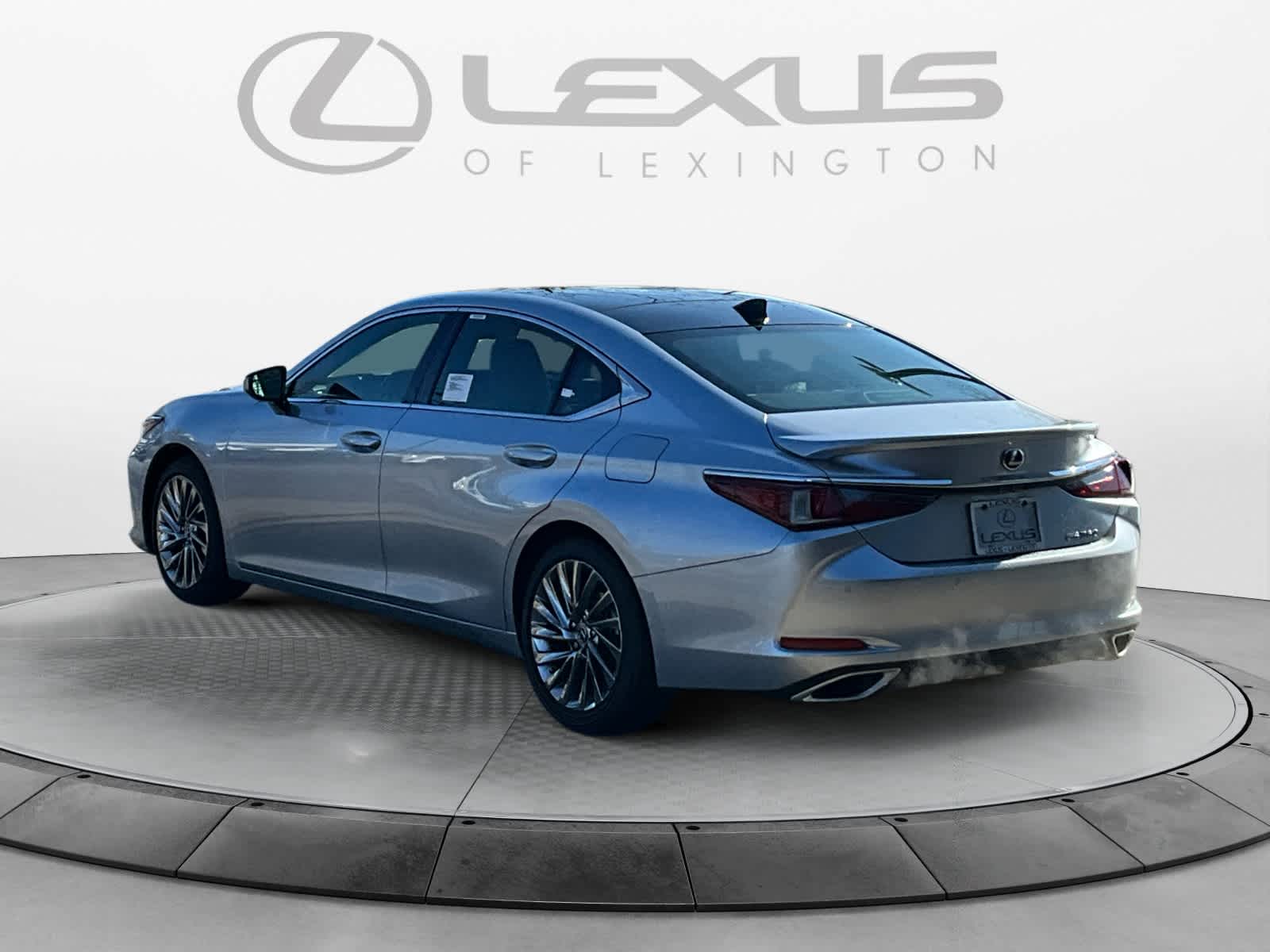 2024 Lexus ES Ultra Luxury 3