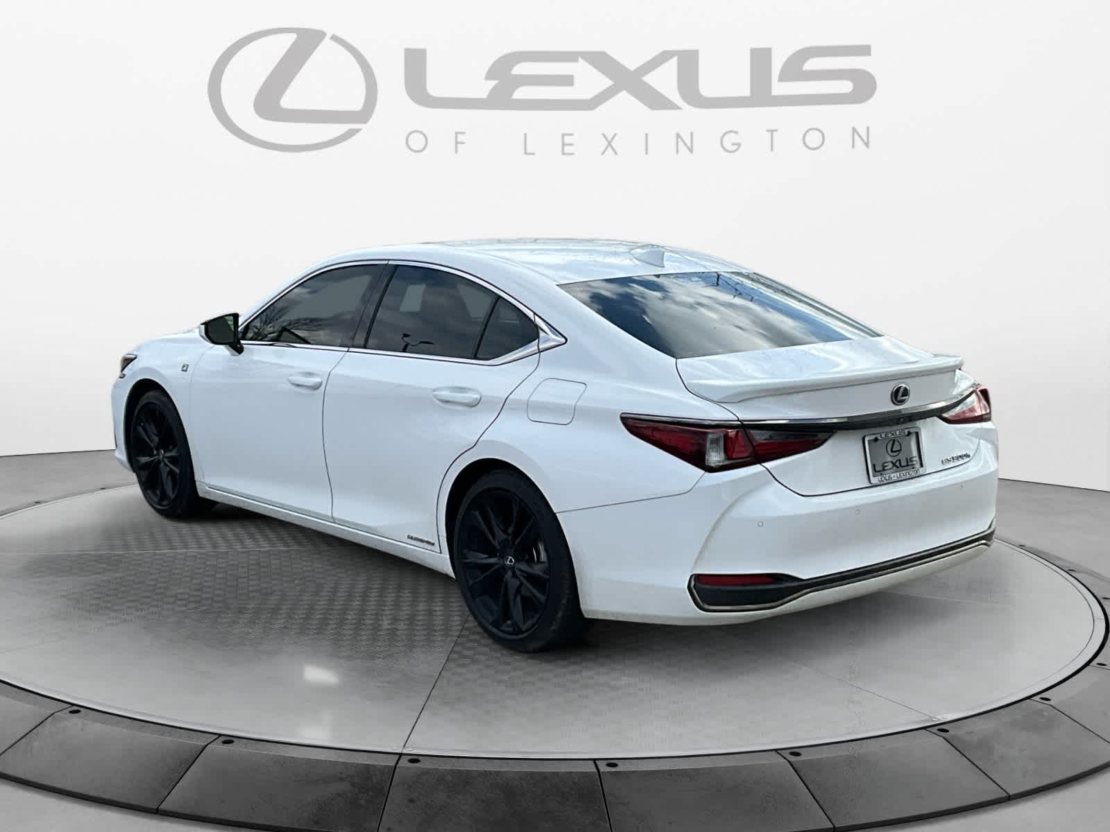 2022 Lexus ES F SPORT 3