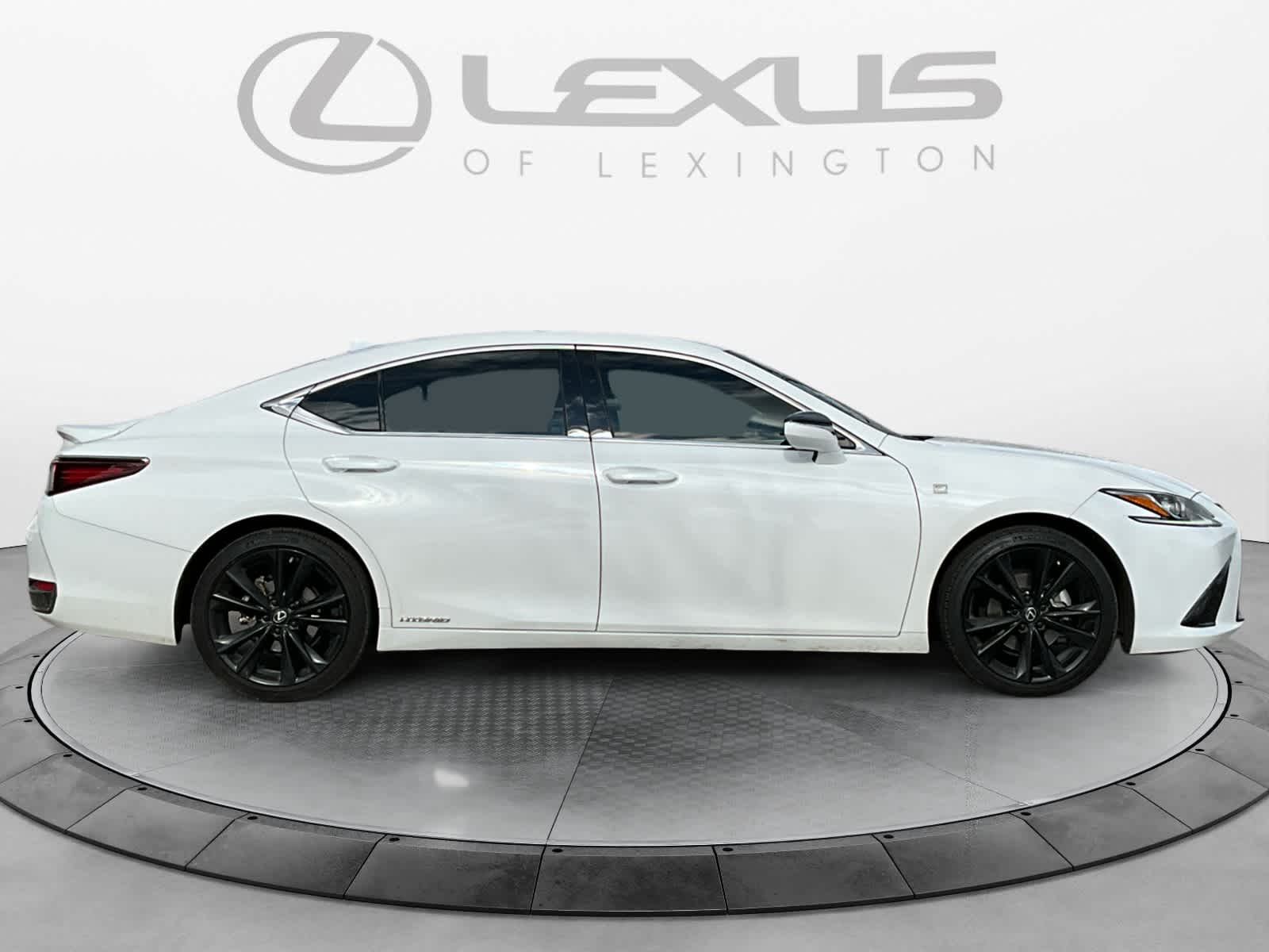 2022 Lexus ES F SPORT 6