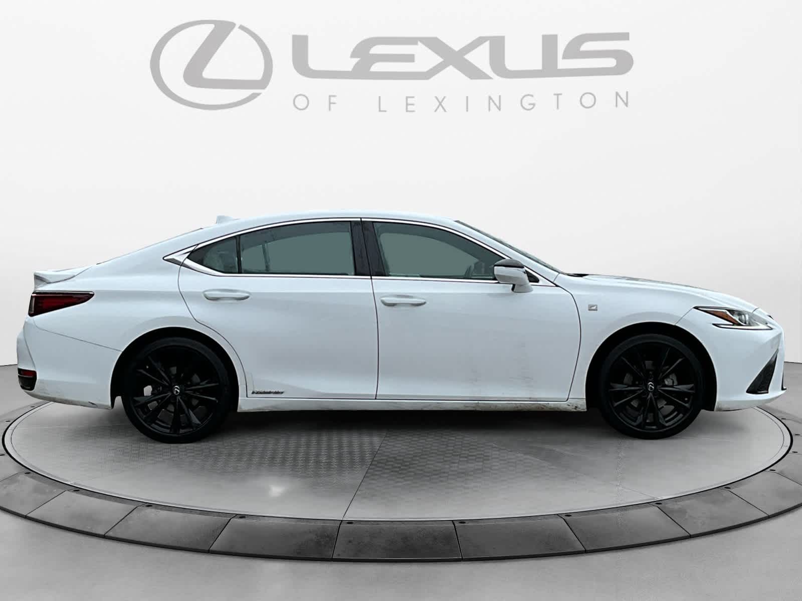 2022 Lexus ES F SPORT 6