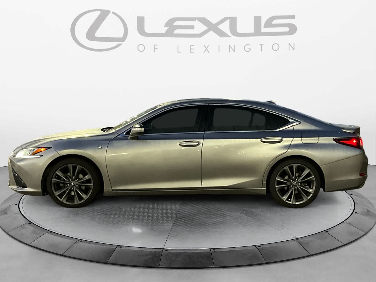 2021 Lexus ES F SPORT 2