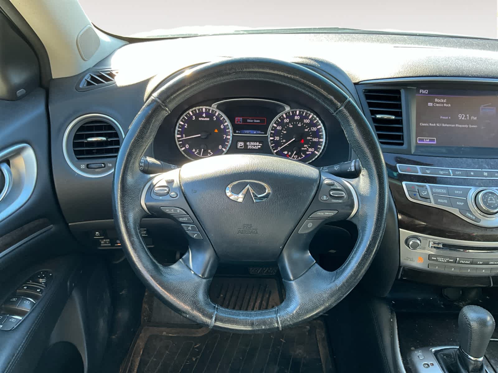 2015 INFINITI QX60  12