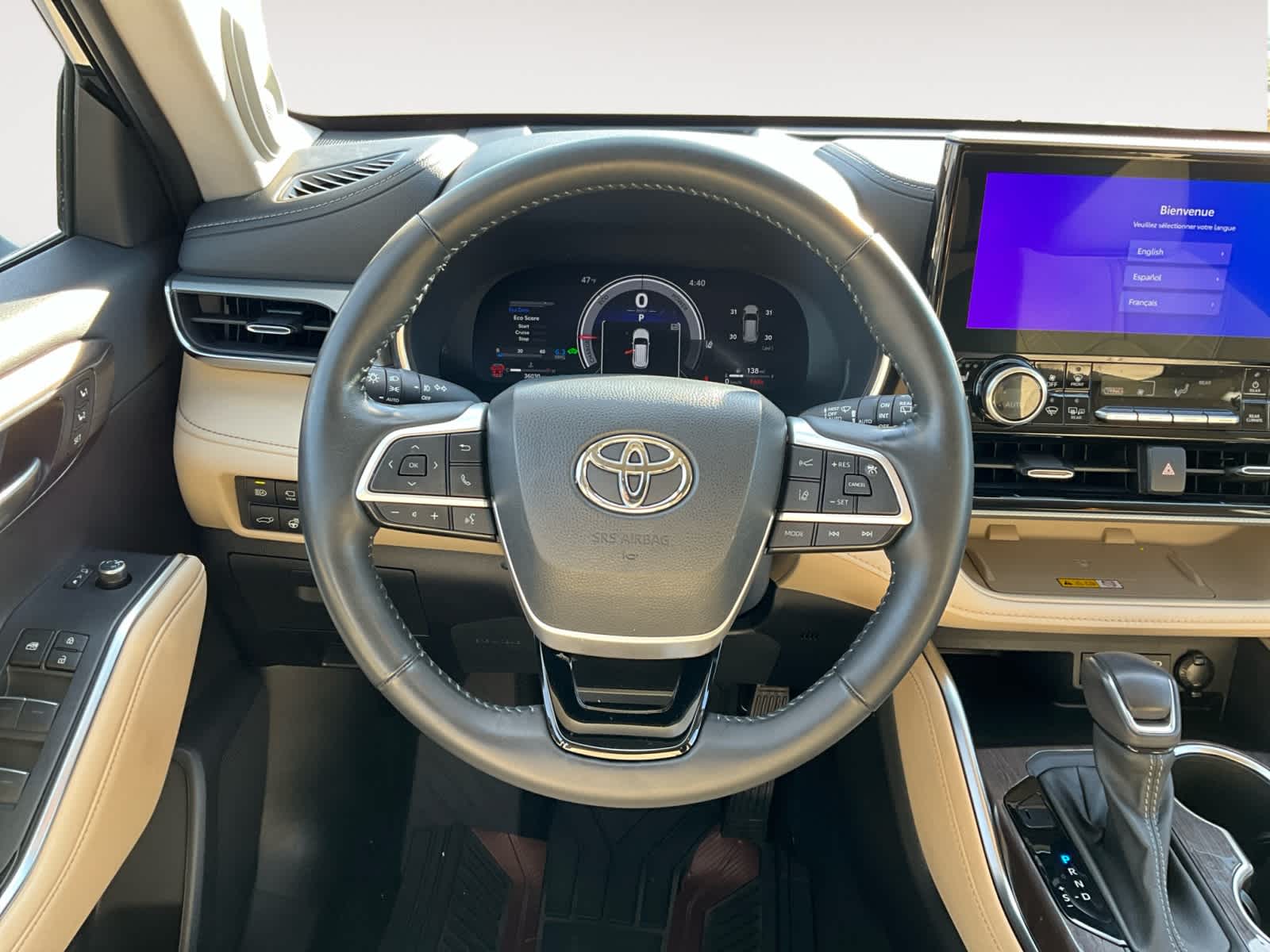 2023 Toyota Highlander Hybrid Platinum 12