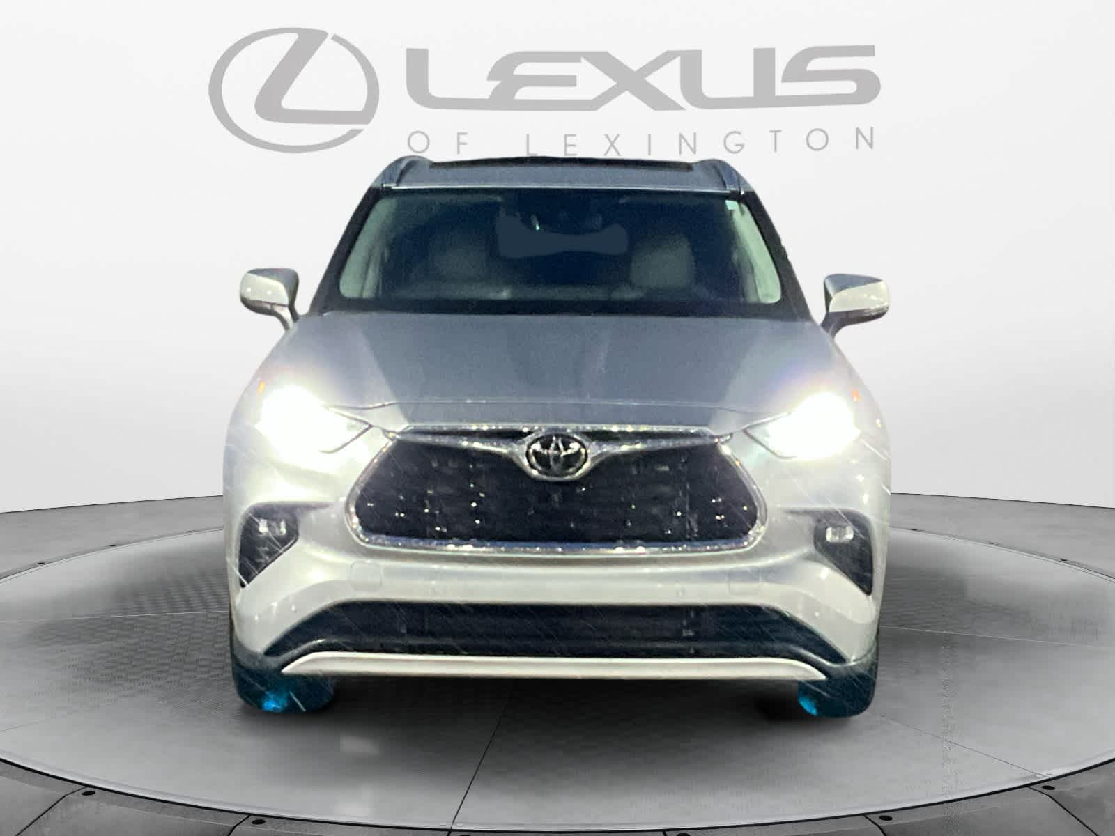 2021 Toyota Highlander Platinum 8