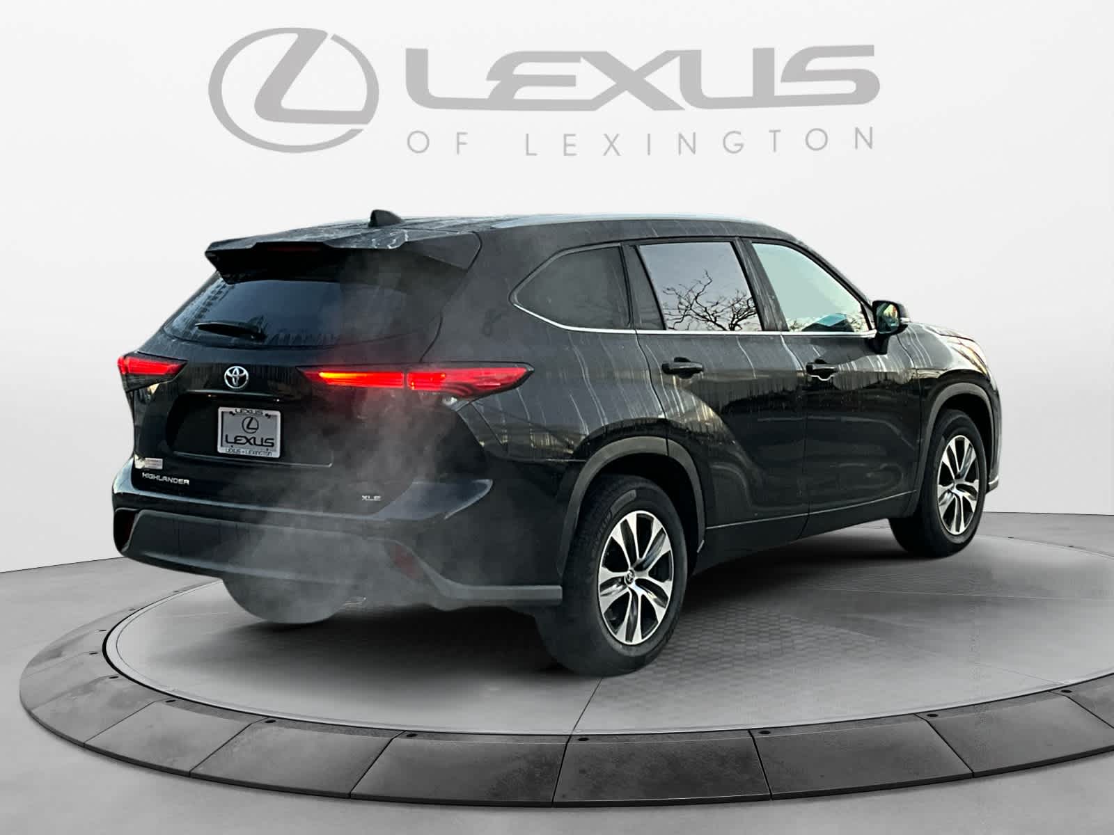 2022 Toyota Highlander XLE 5