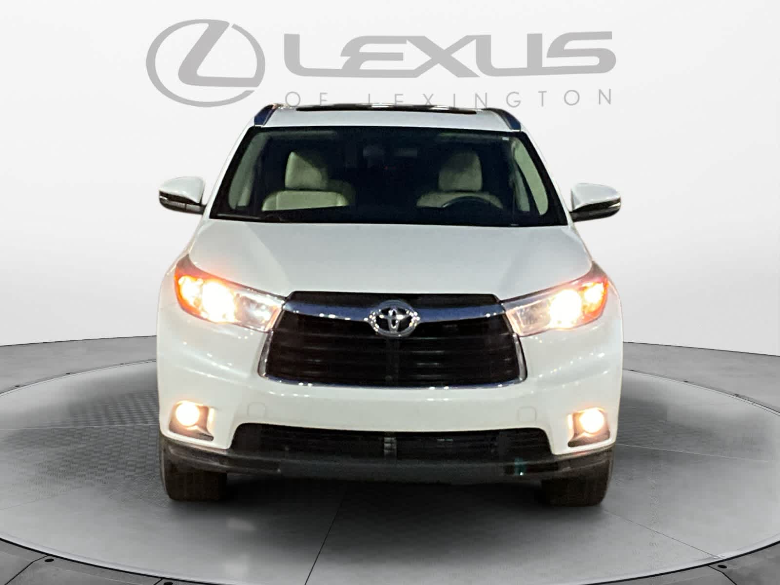 2016 Toyota Highlander XLE 8