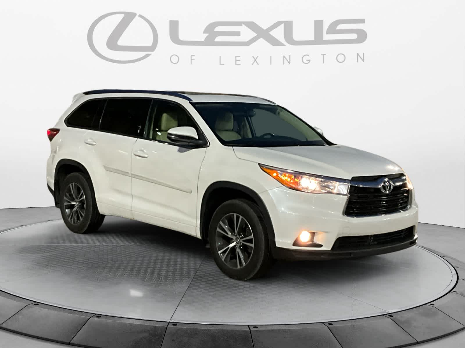 2016 Toyota Highlander XLE 7