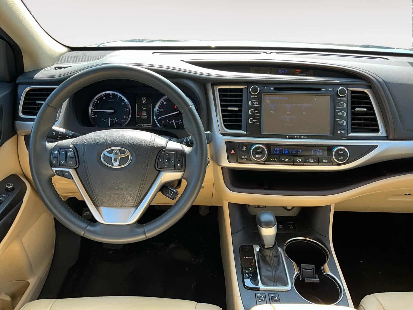 2016 Toyota Highlander XLE 10