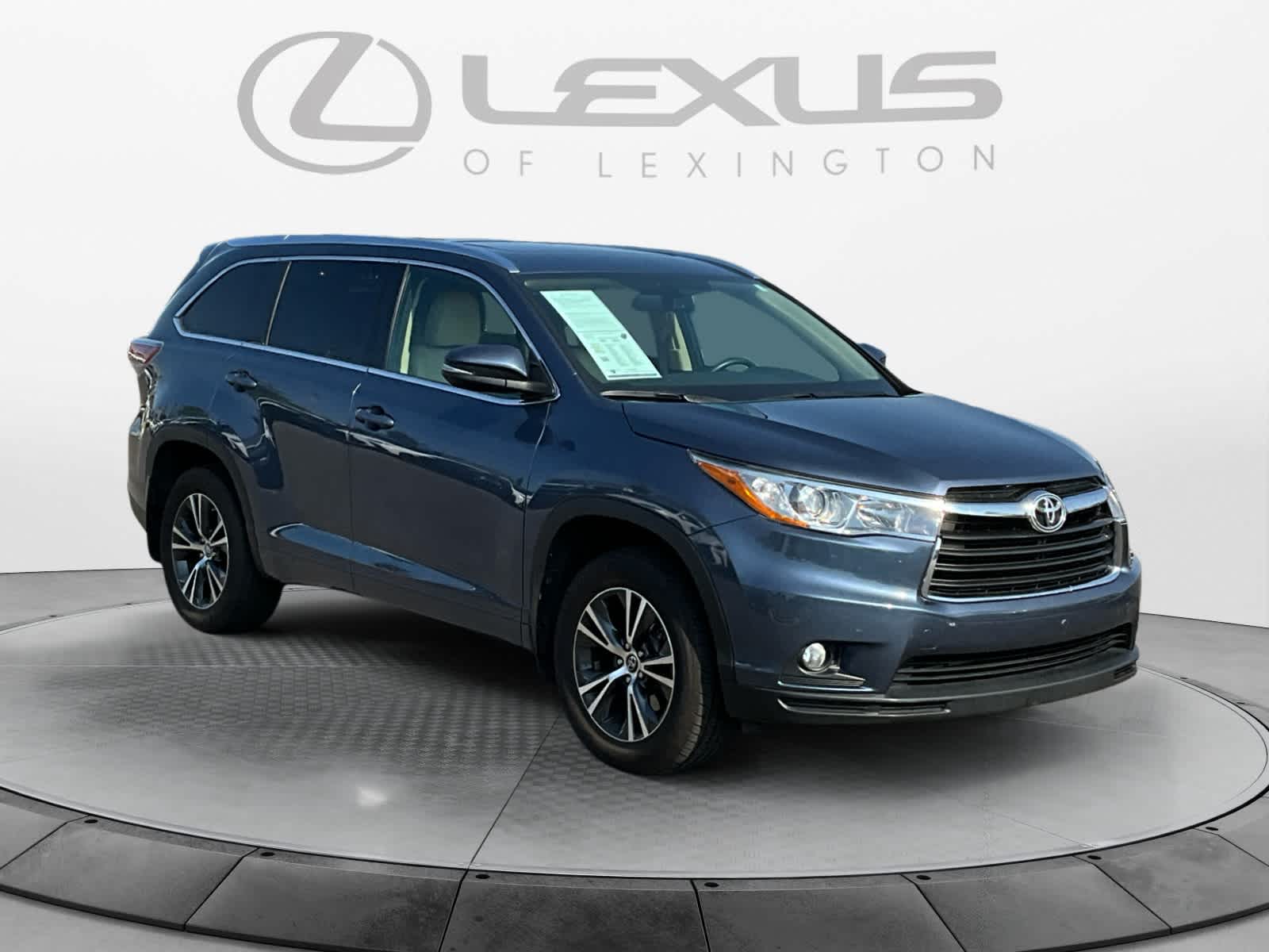 2016 Toyota Highlander XLE 7