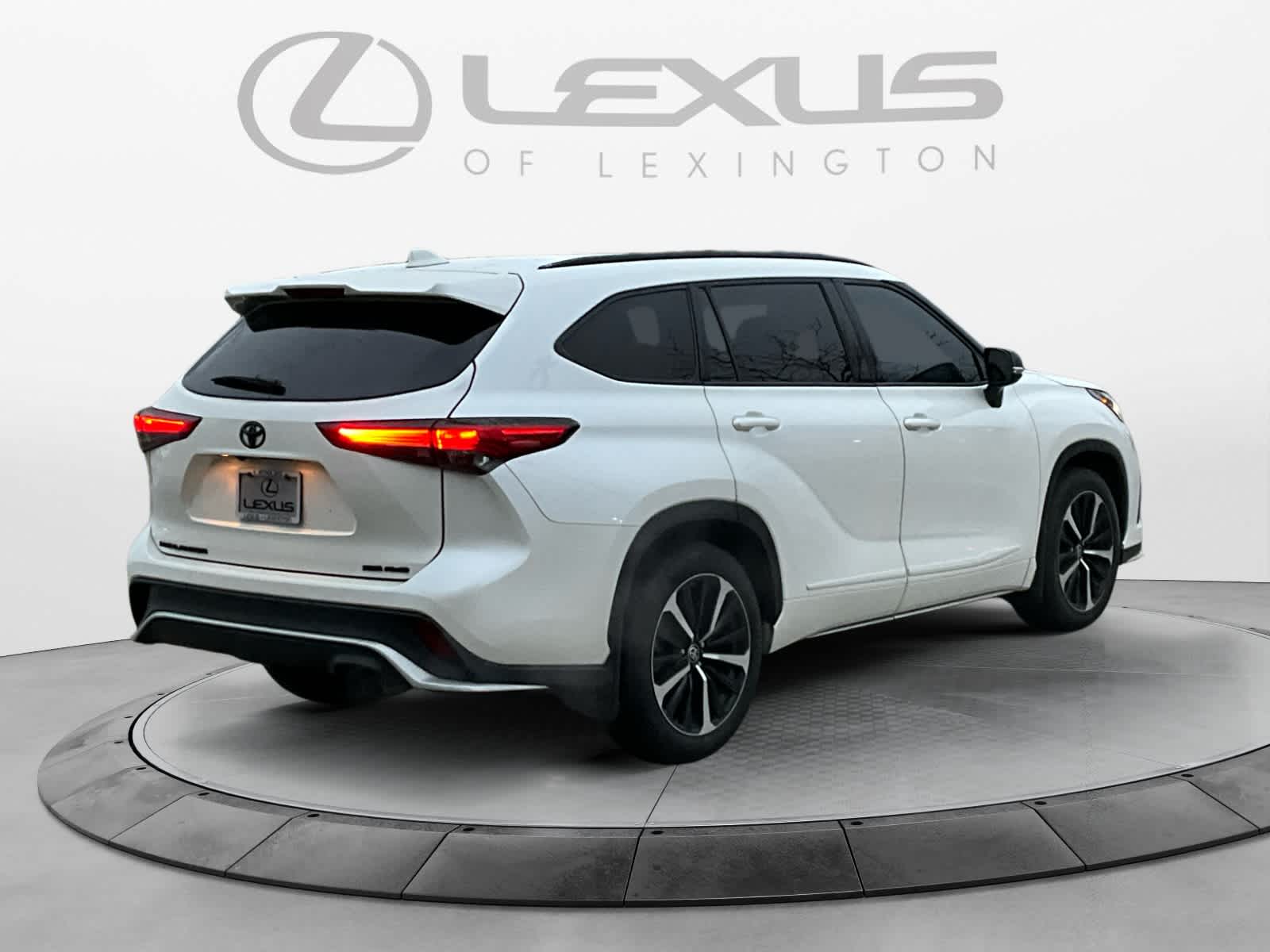 2021 Toyota Highlander XSE 5