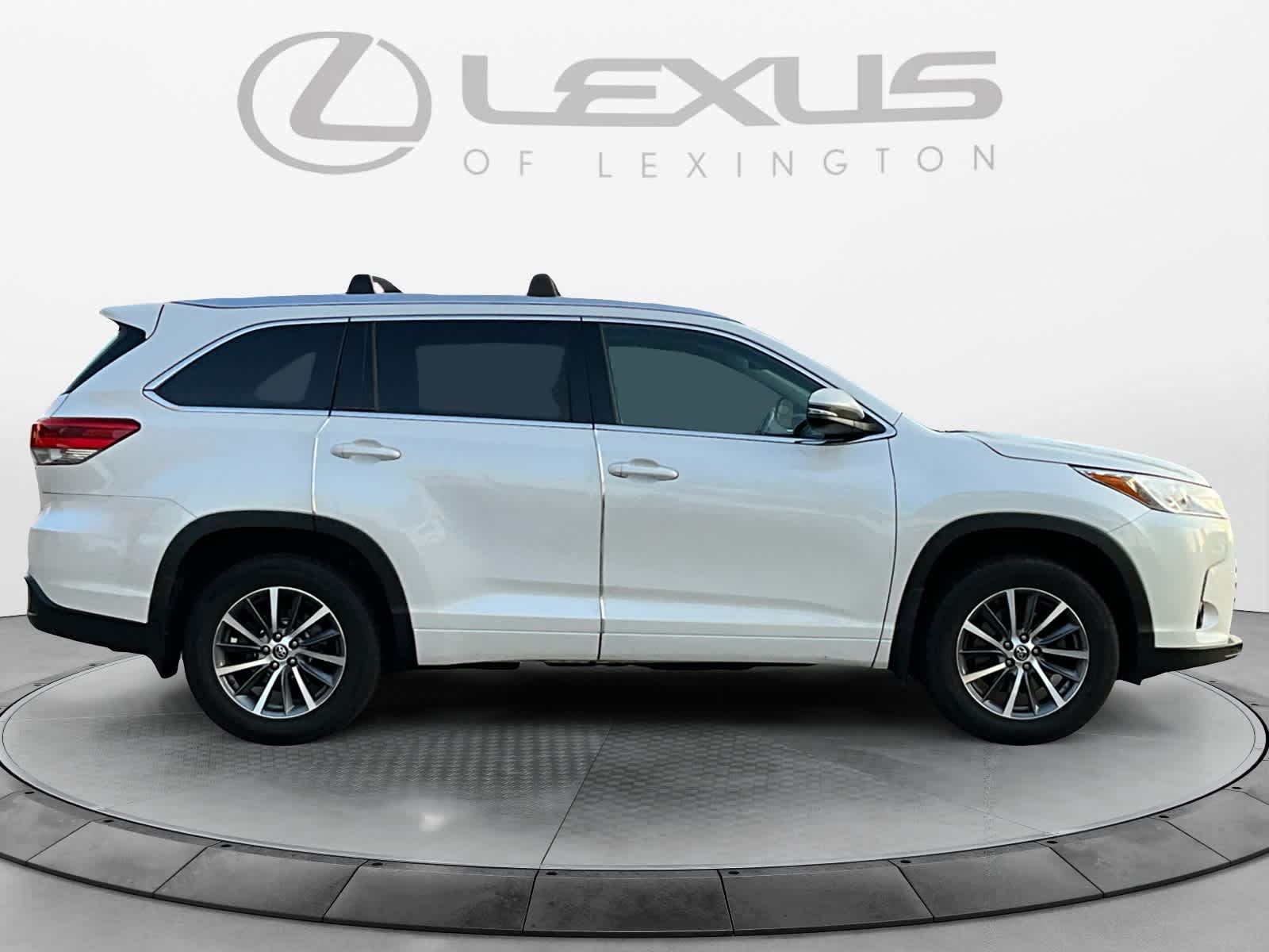 2018 Toyota Highlander XLE 6