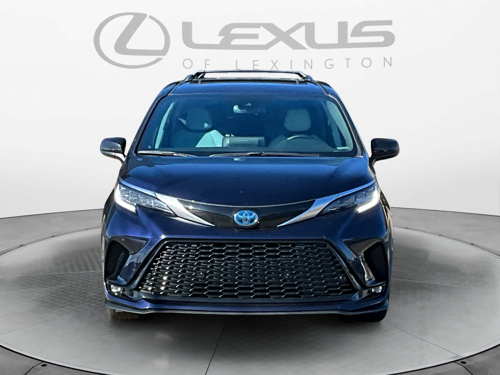 2022 Toyota Sienna XSE 8