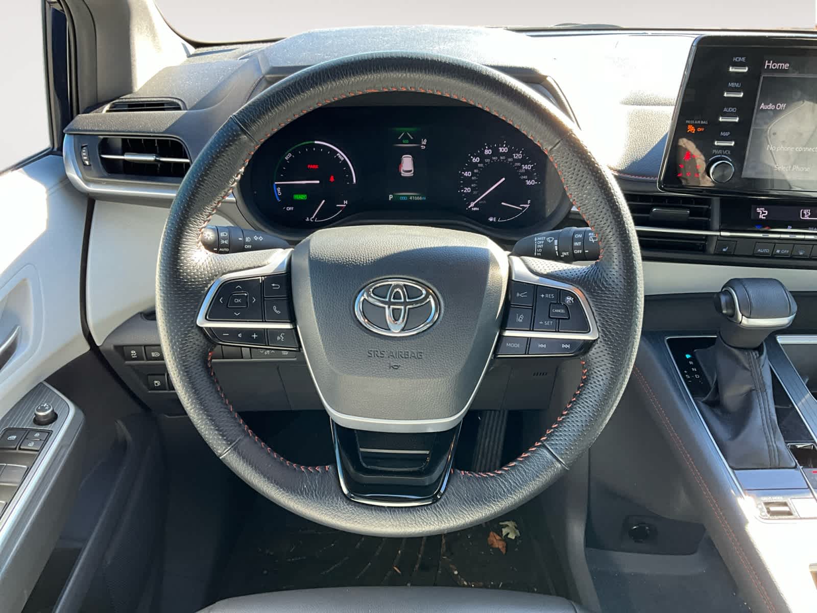 2022 Toyota Sienna XSE 12