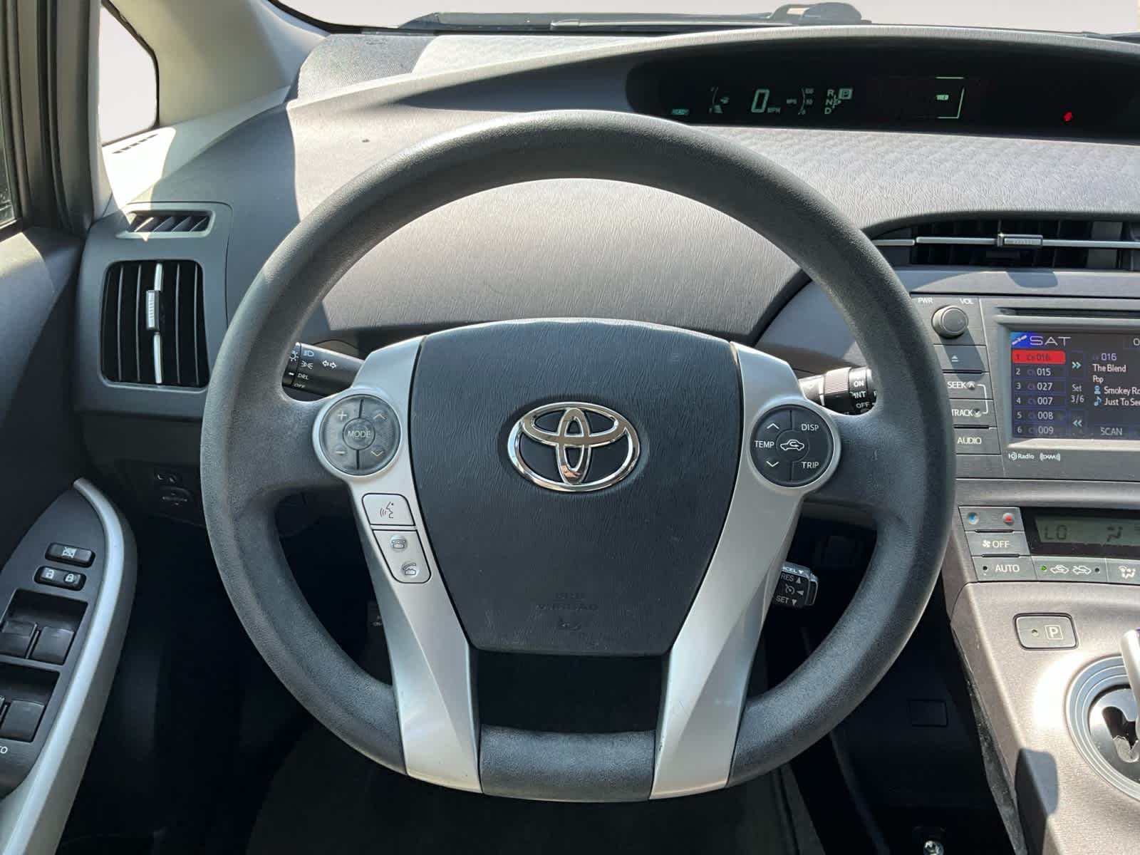 2012 Toyota Prius Three 12