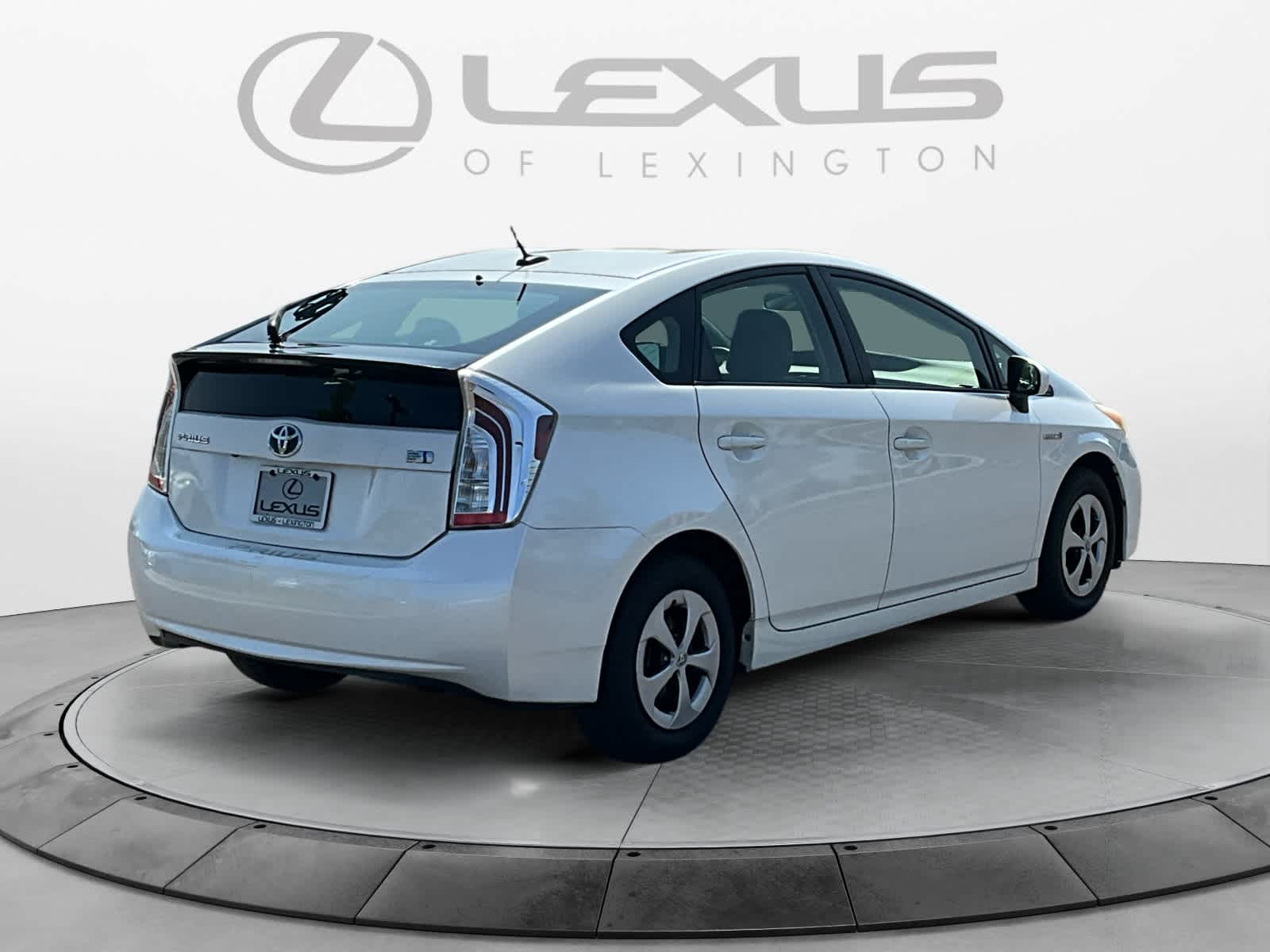 2012 Toyota Prius Three 5