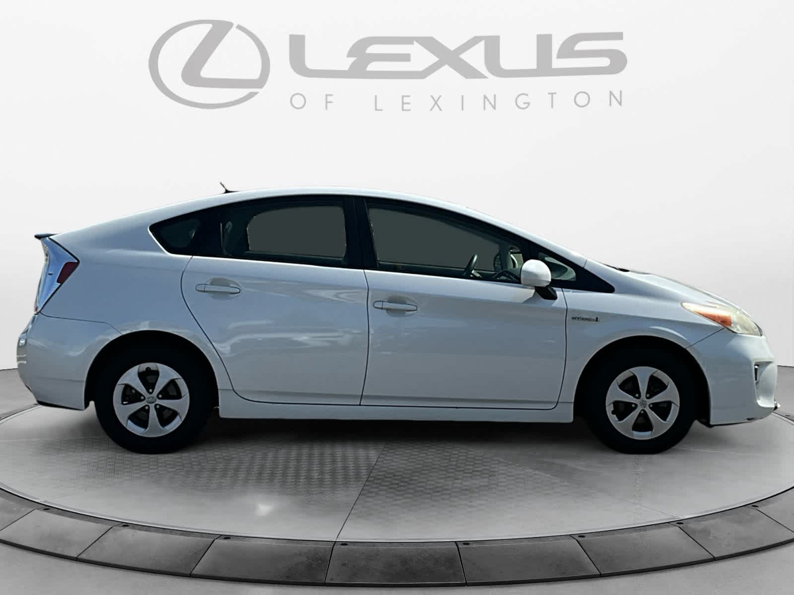 2012 Toyota Prius Three 6