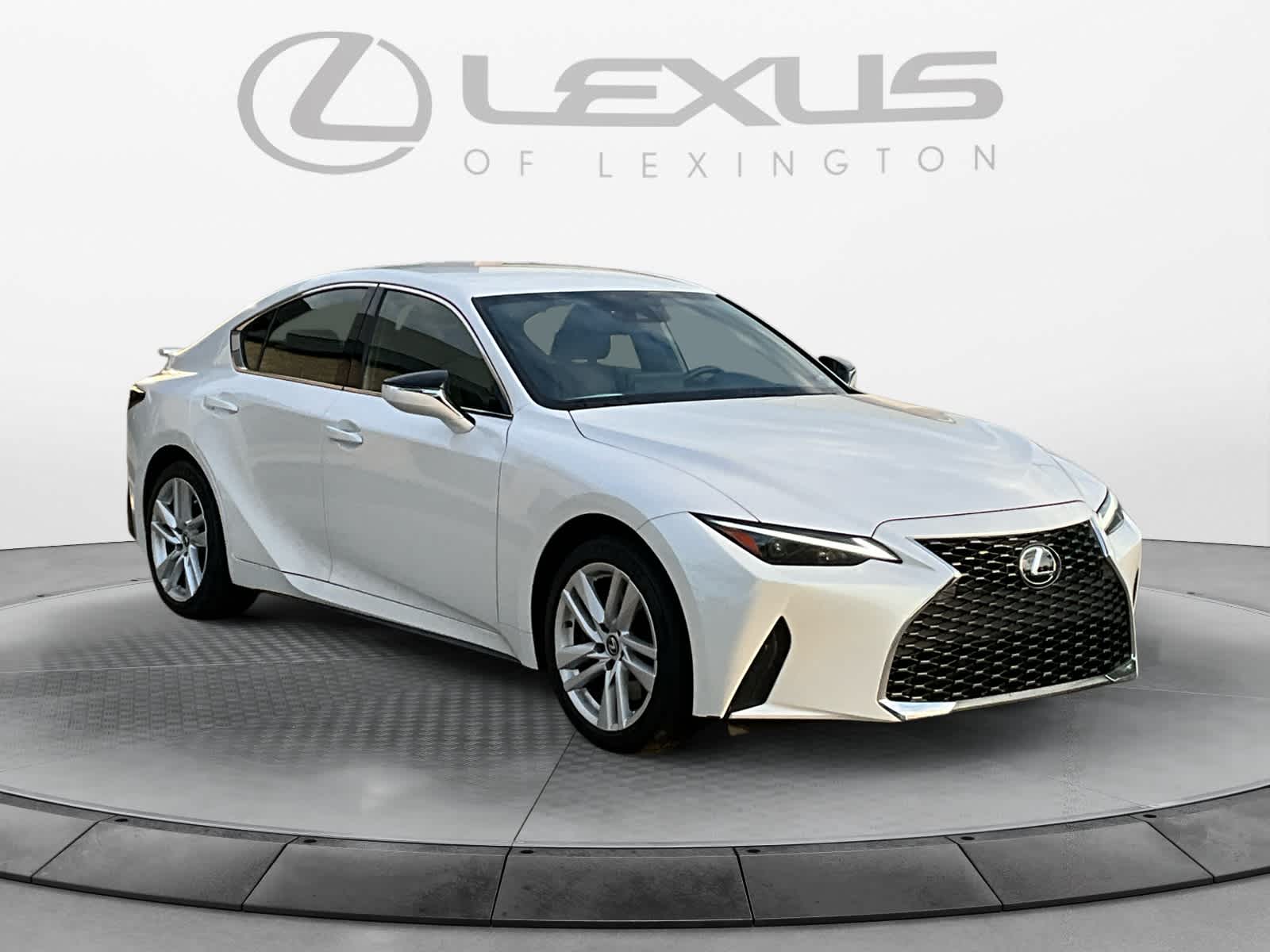 2021 Lexus IS  7