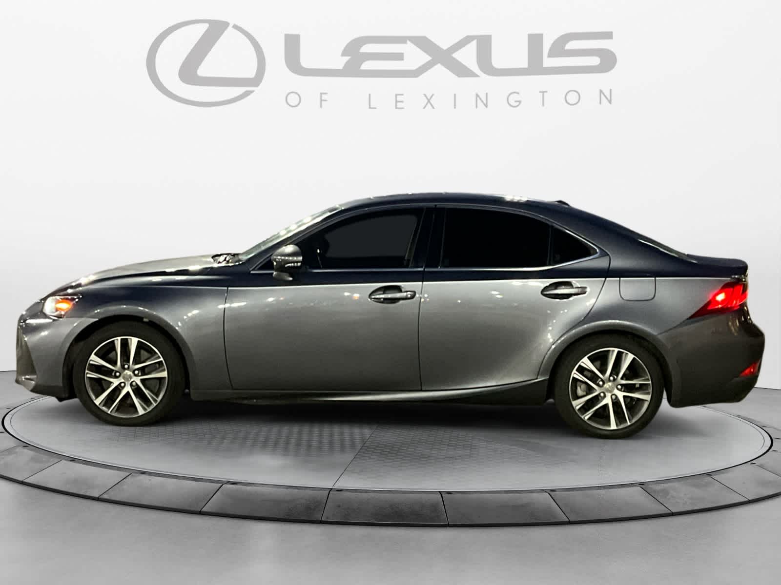 2018 Lexus IS IS 300 2