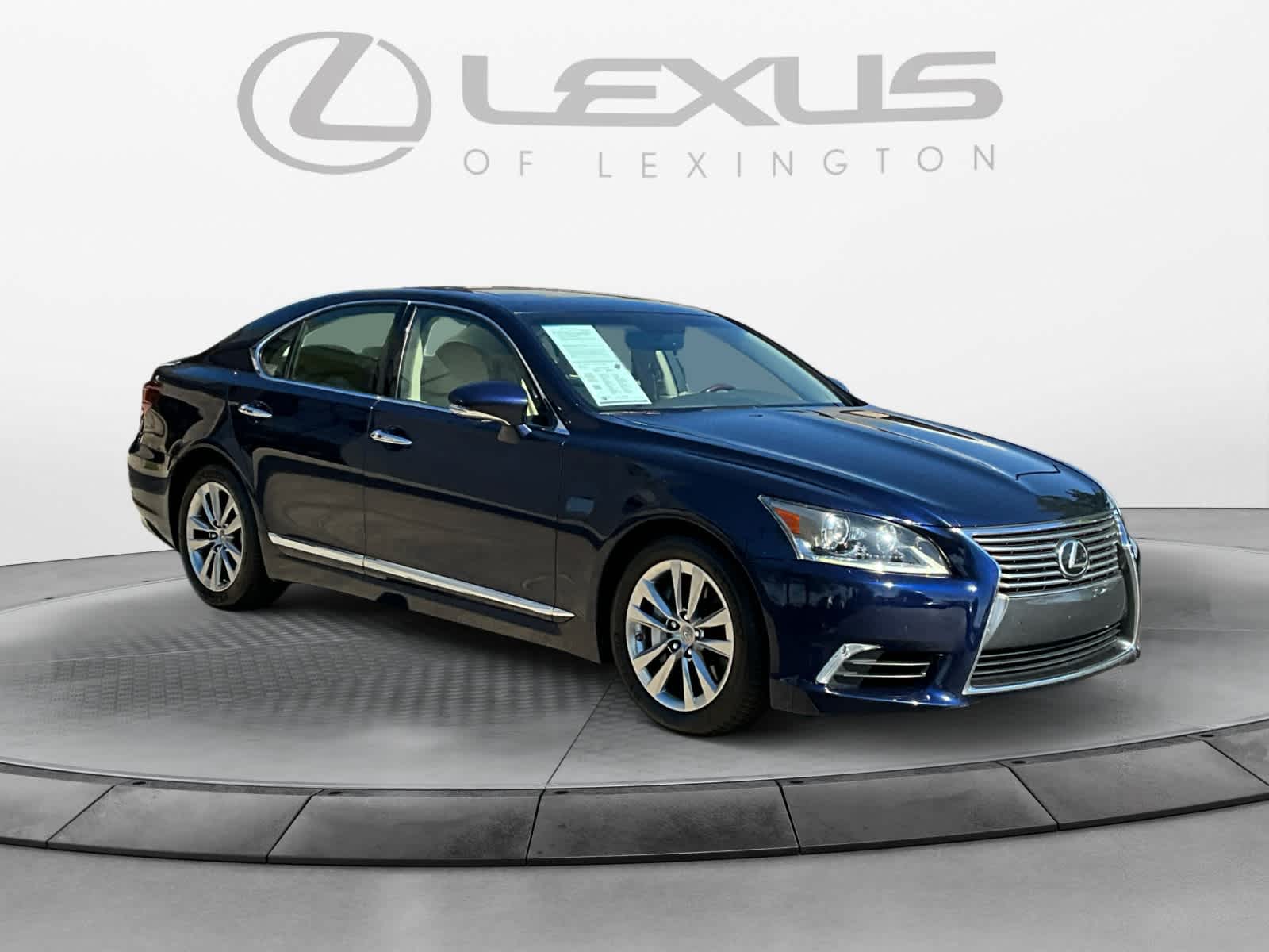 2013 Lexus LS 460  7