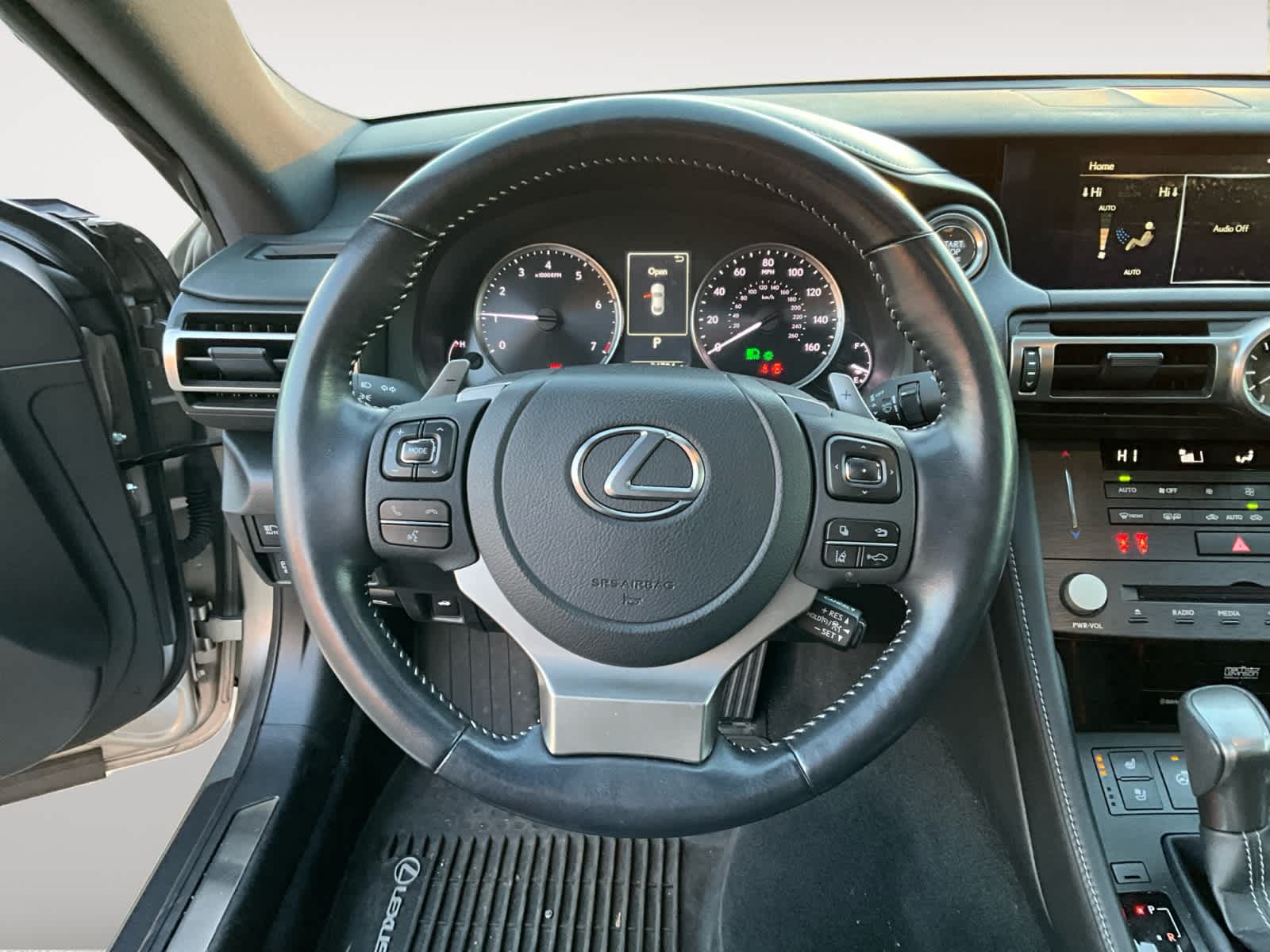 2022 Lexus RC RC 300 12