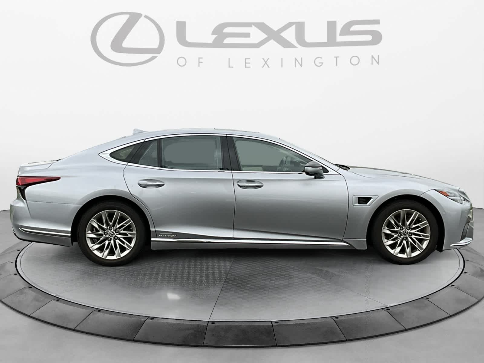 2022 Lexus LS LS 500h 6