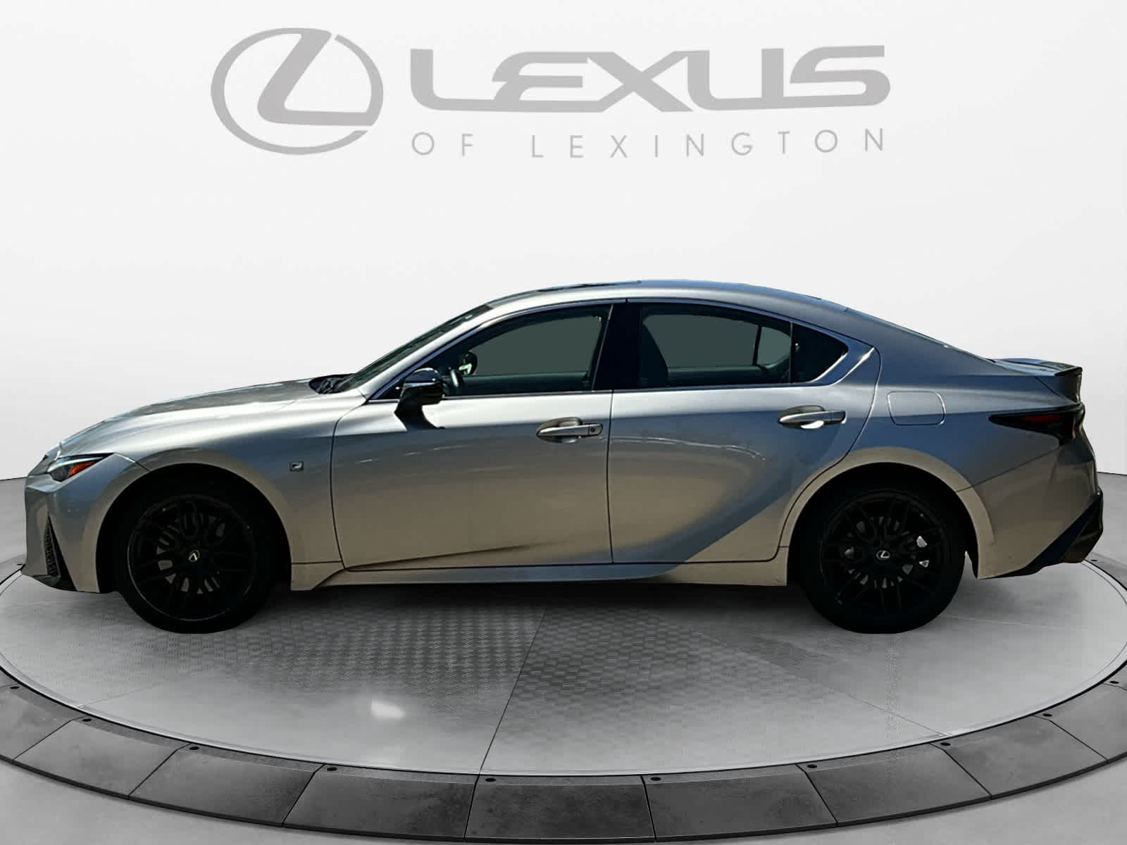 2021 Lexus IS F SPORT 2