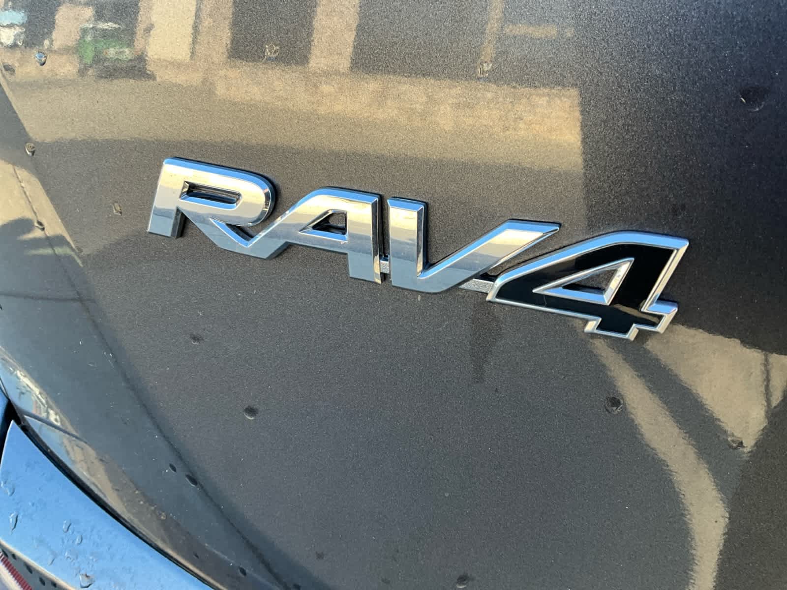 2017 Toyota RAV4 LE 17