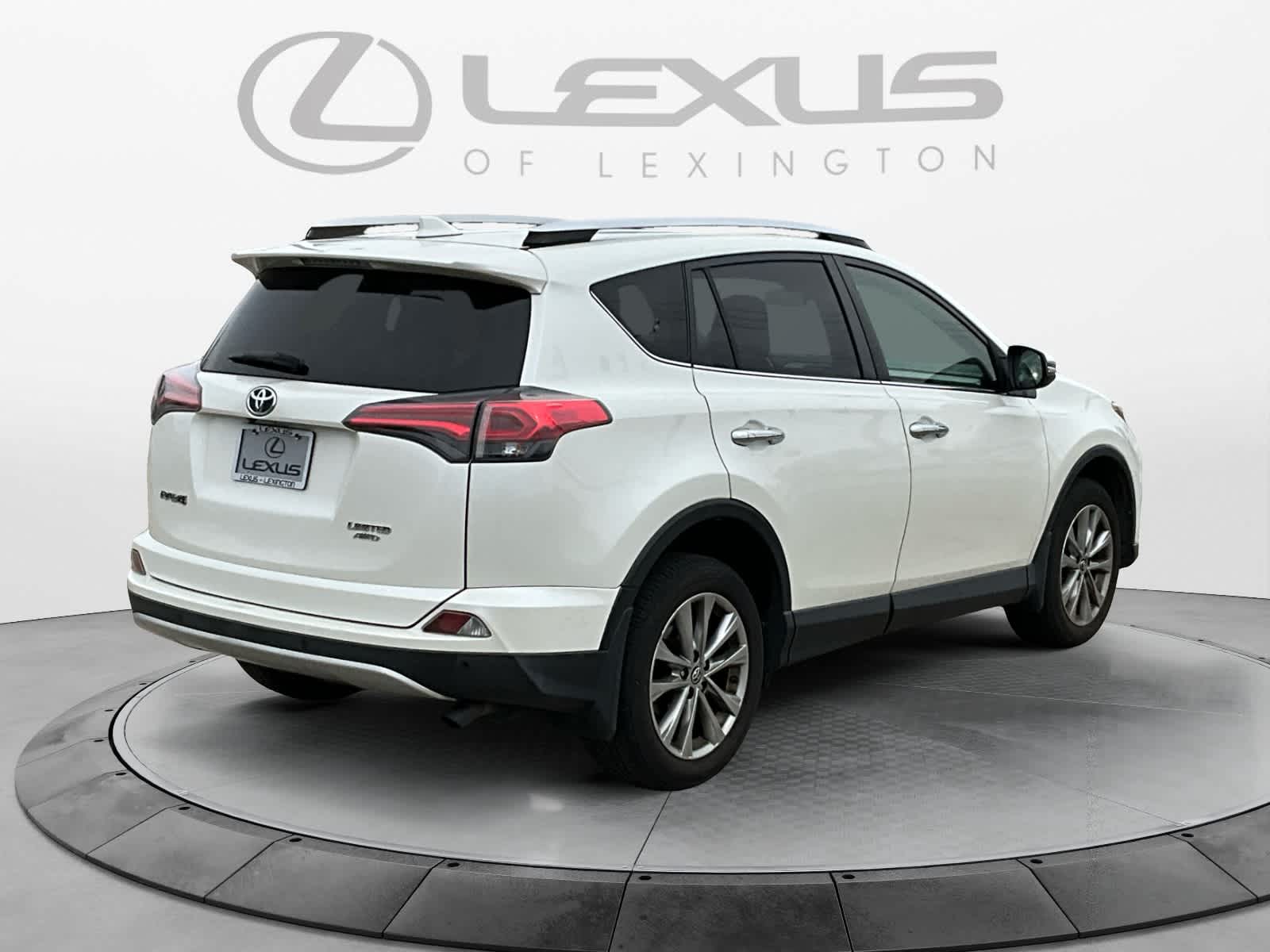 2016 Toyota RAV4 Limited 5