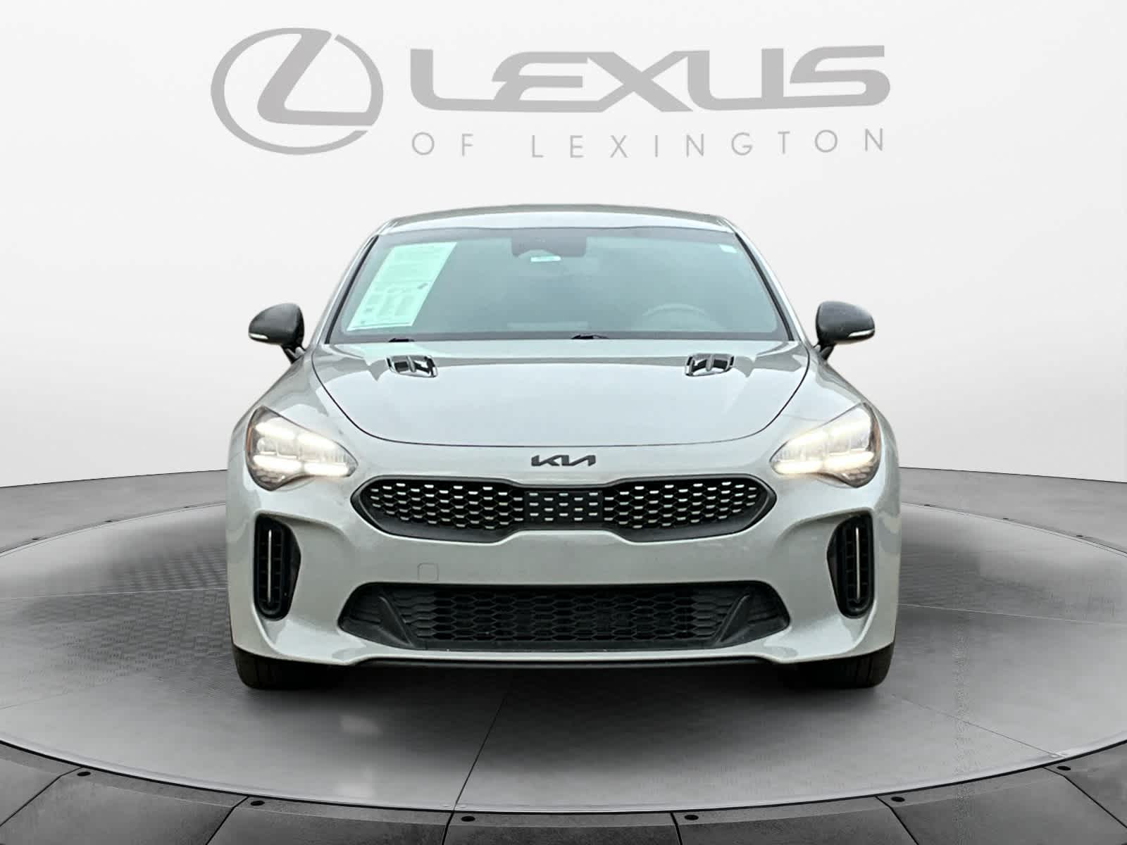 2022 Kia Stinger GT-Line 8