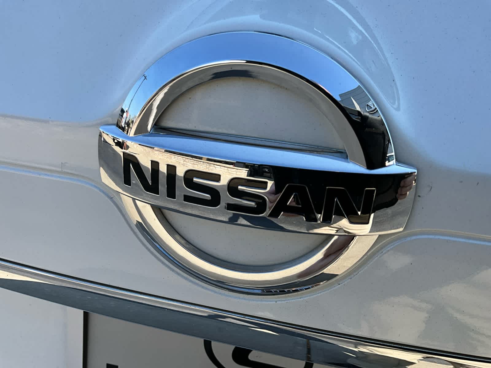 2015 Nissan Rogue SV 16