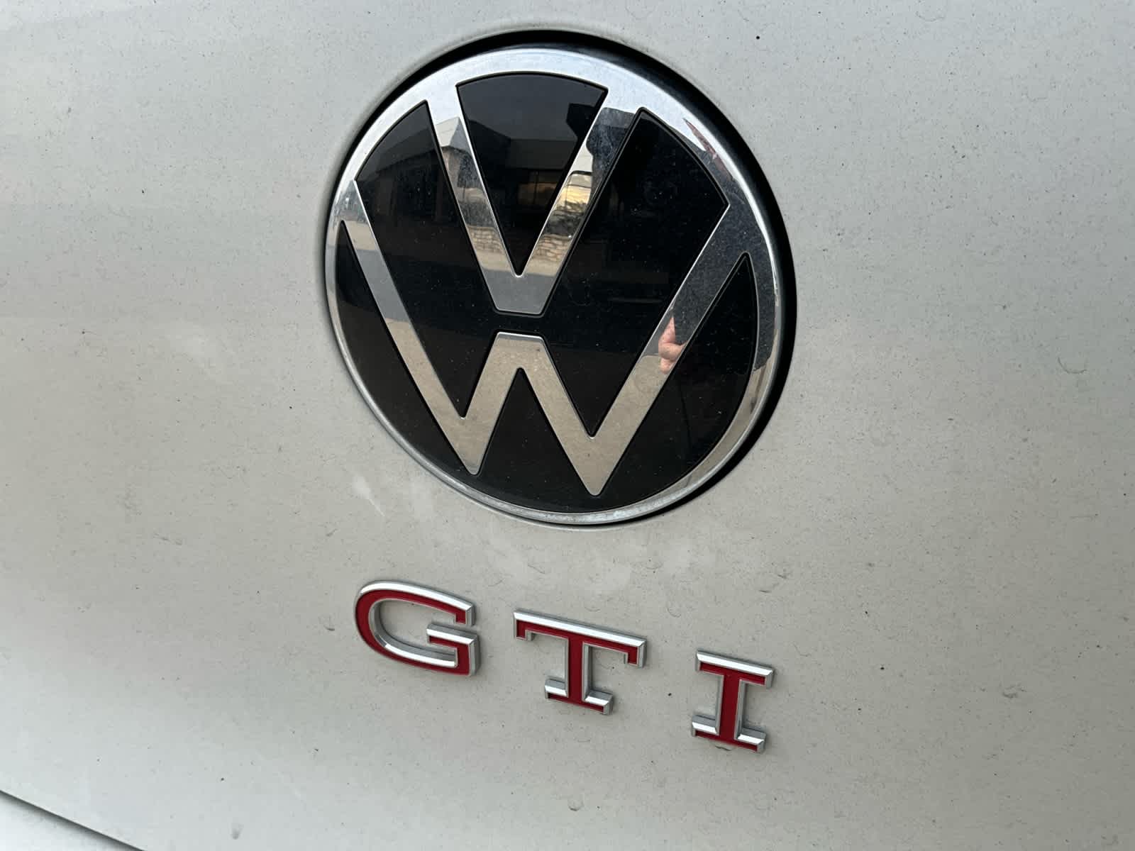 2024 Volkswagen Golf GTI SE 16