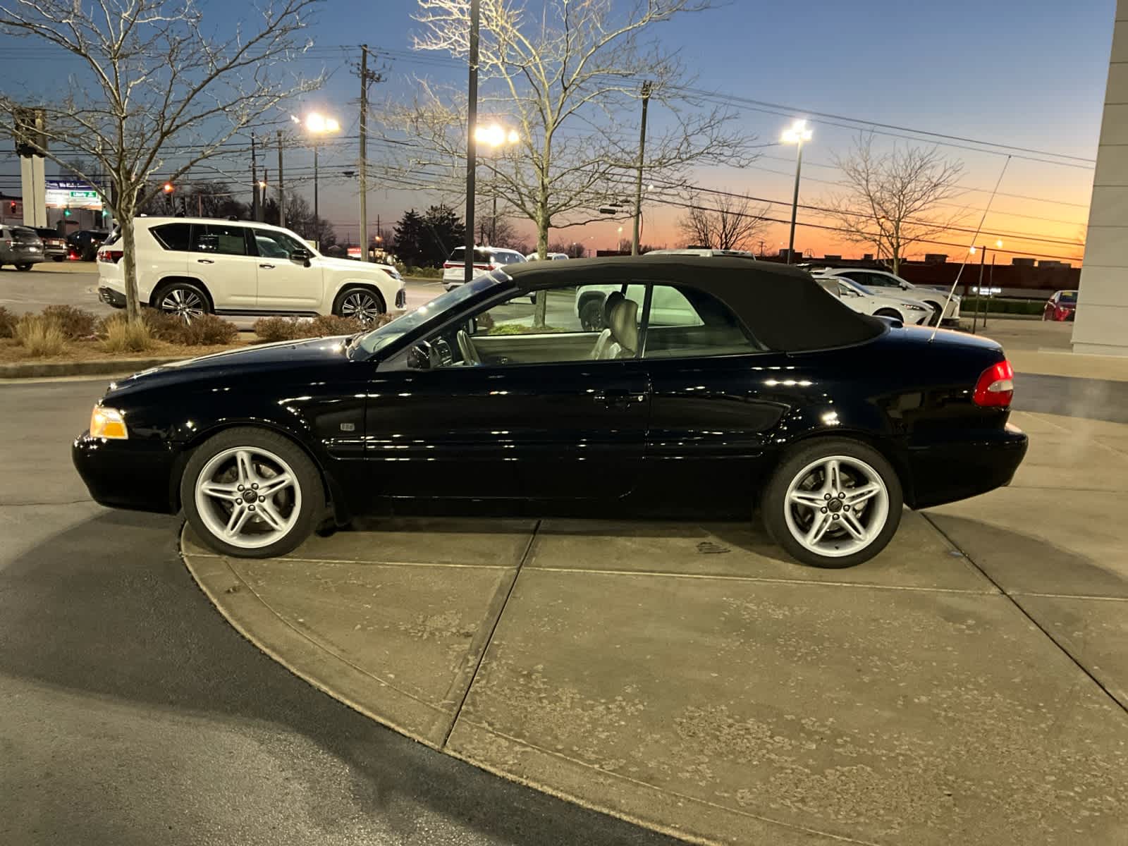 2001 Volvo C70  16