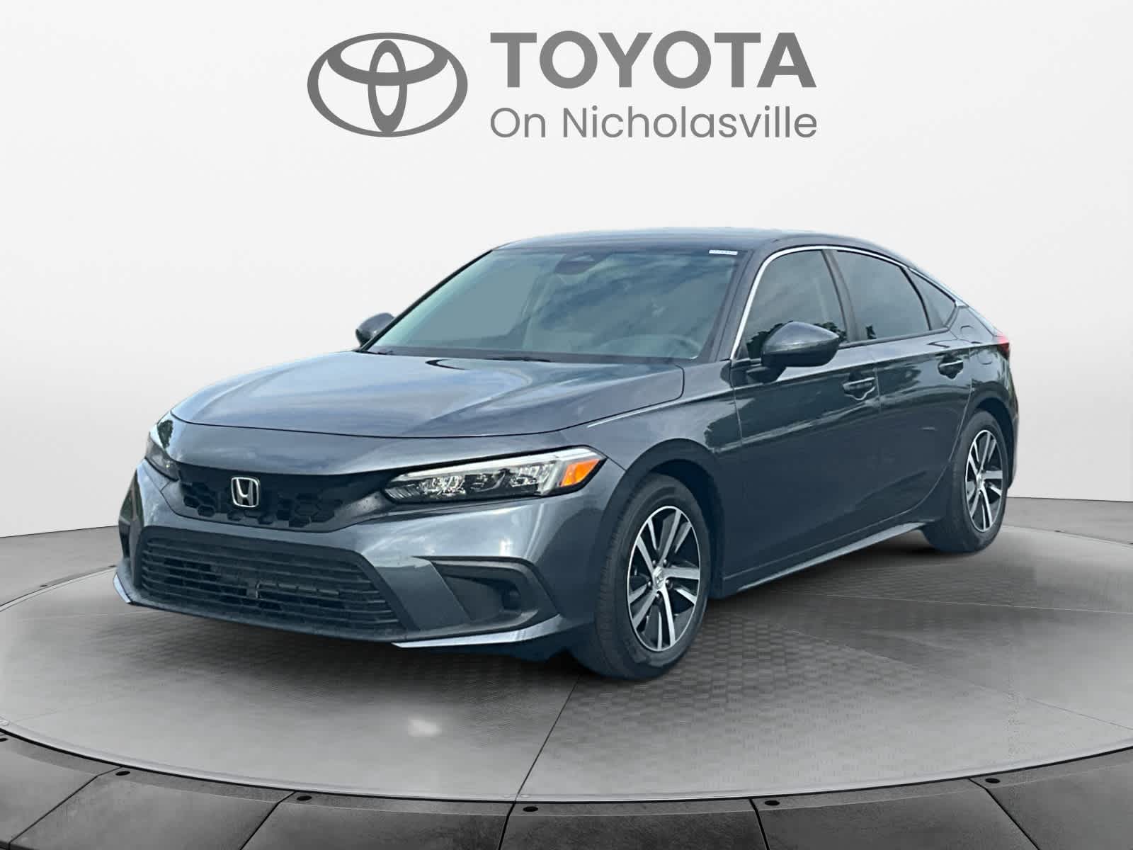2024 Honda Civic LX CVT's photo
