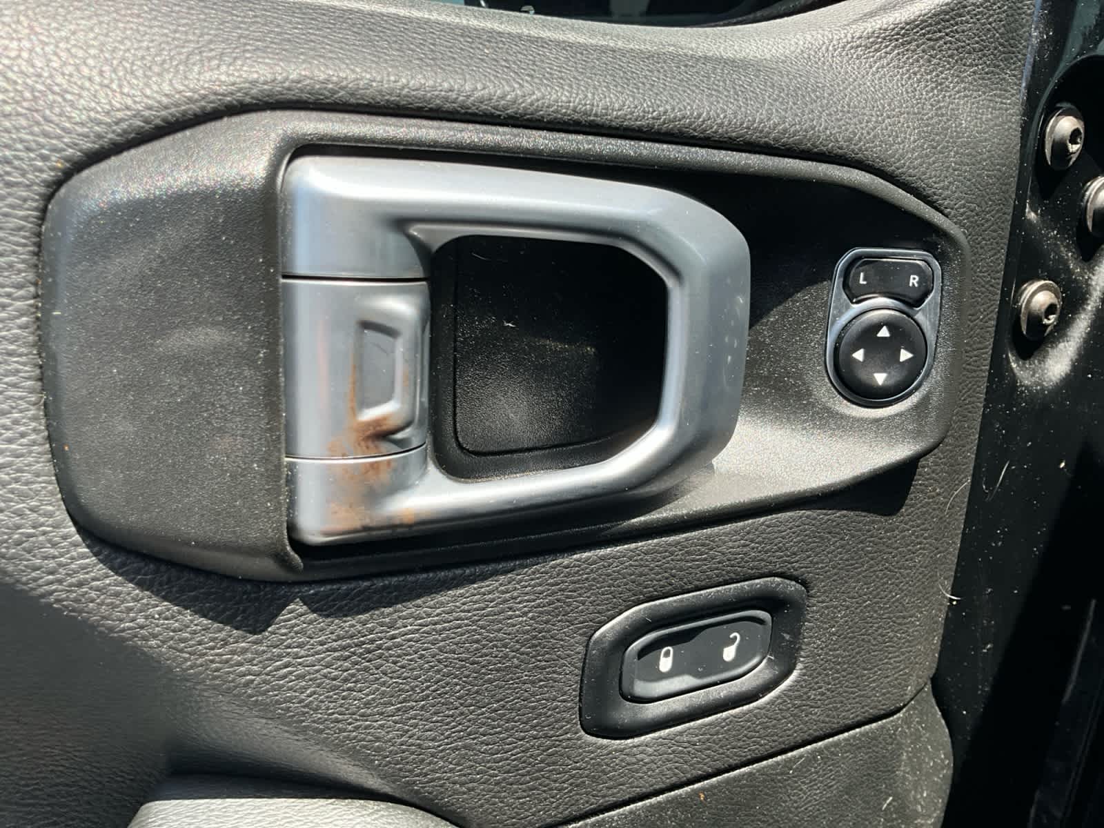Used 2021 Jeep Wrangler SUV