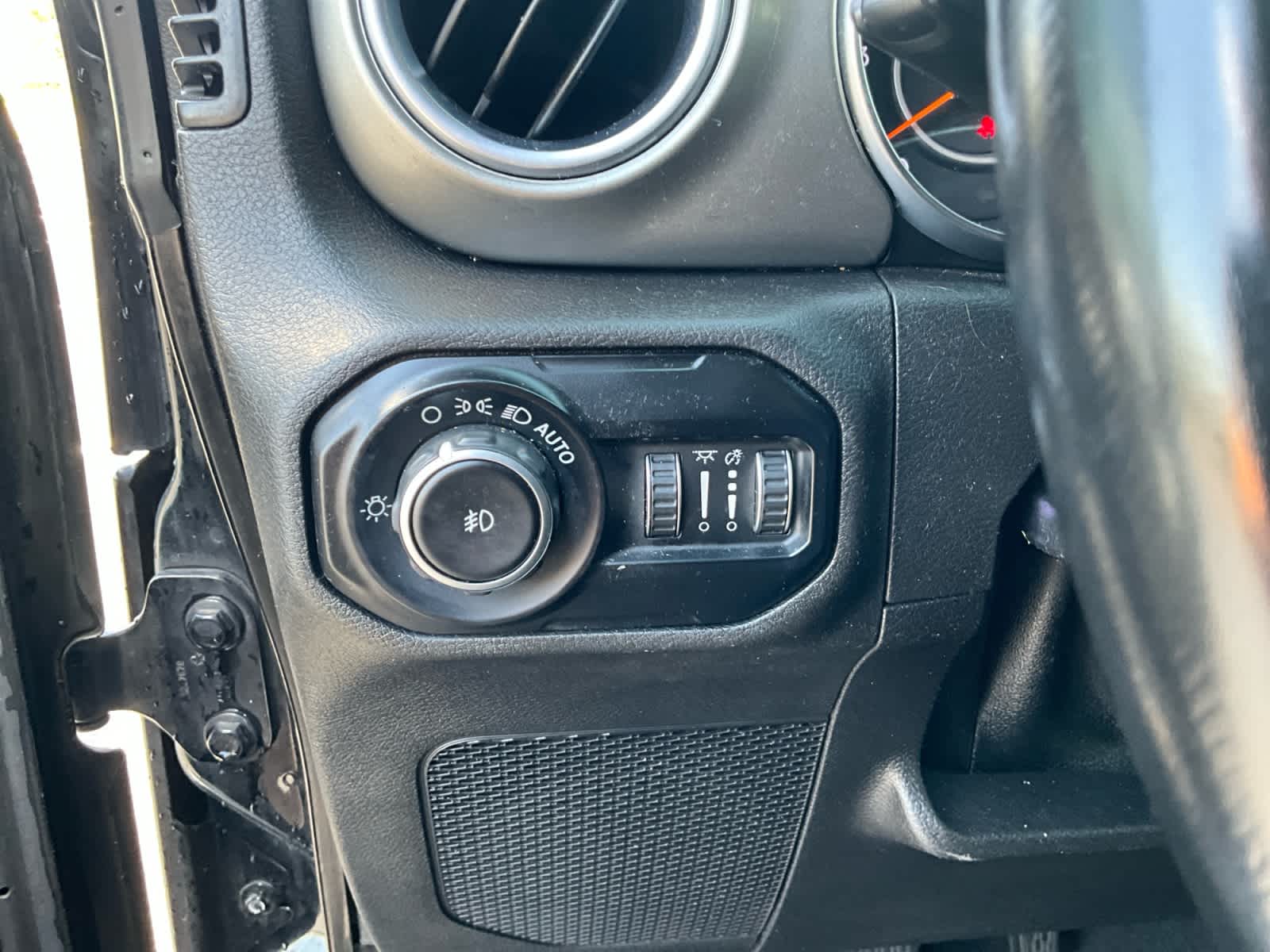 Used 2021 Jeep Wrangler SUV