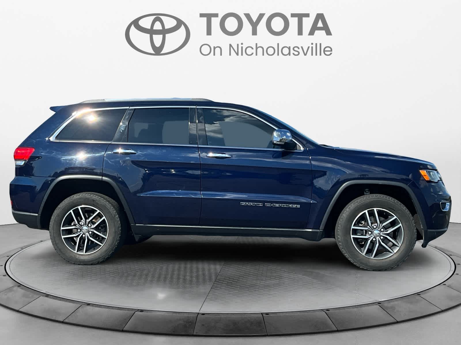 Used 2017 Jeep Grand Cherokee SUV