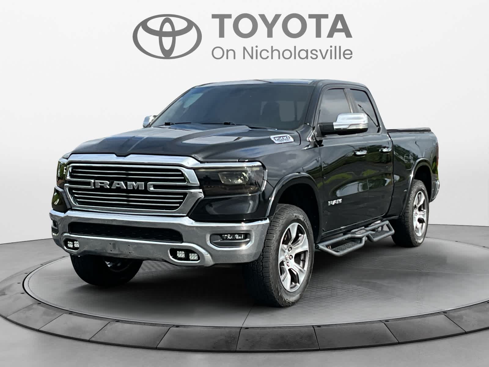 2020 RAM 1500 Laramie 4x4 Quad Cab 6'4's photo