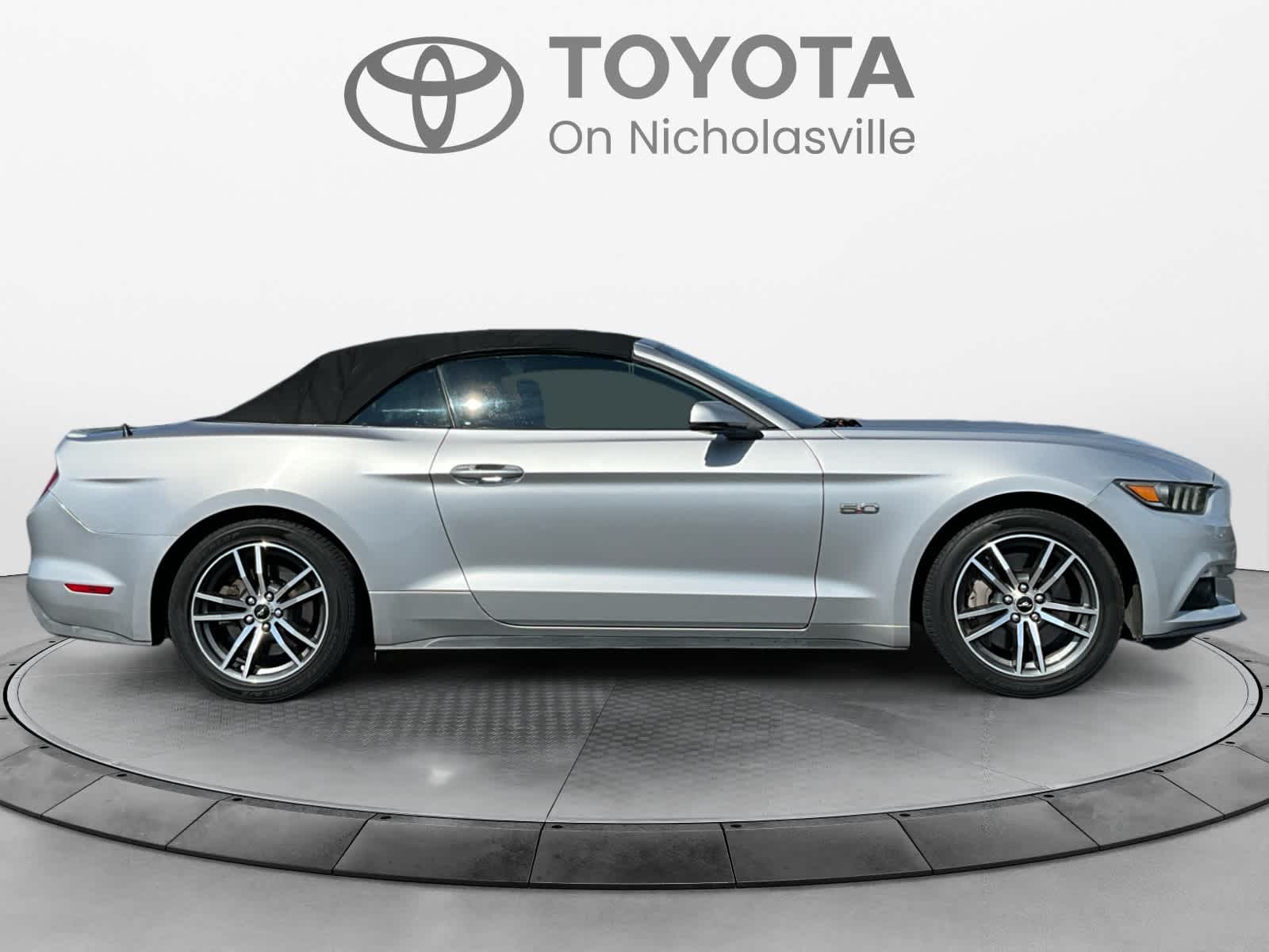 Used 2016 Ford Mustang Convertible